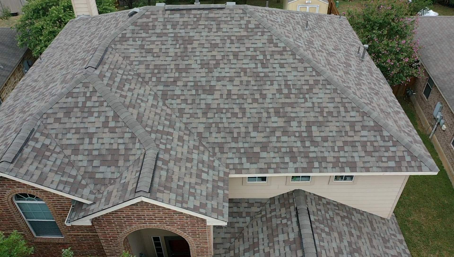 Residential Roof Replacement using Owens Corning 30 year Architectural Shingles by Premier Roofing and Contracting