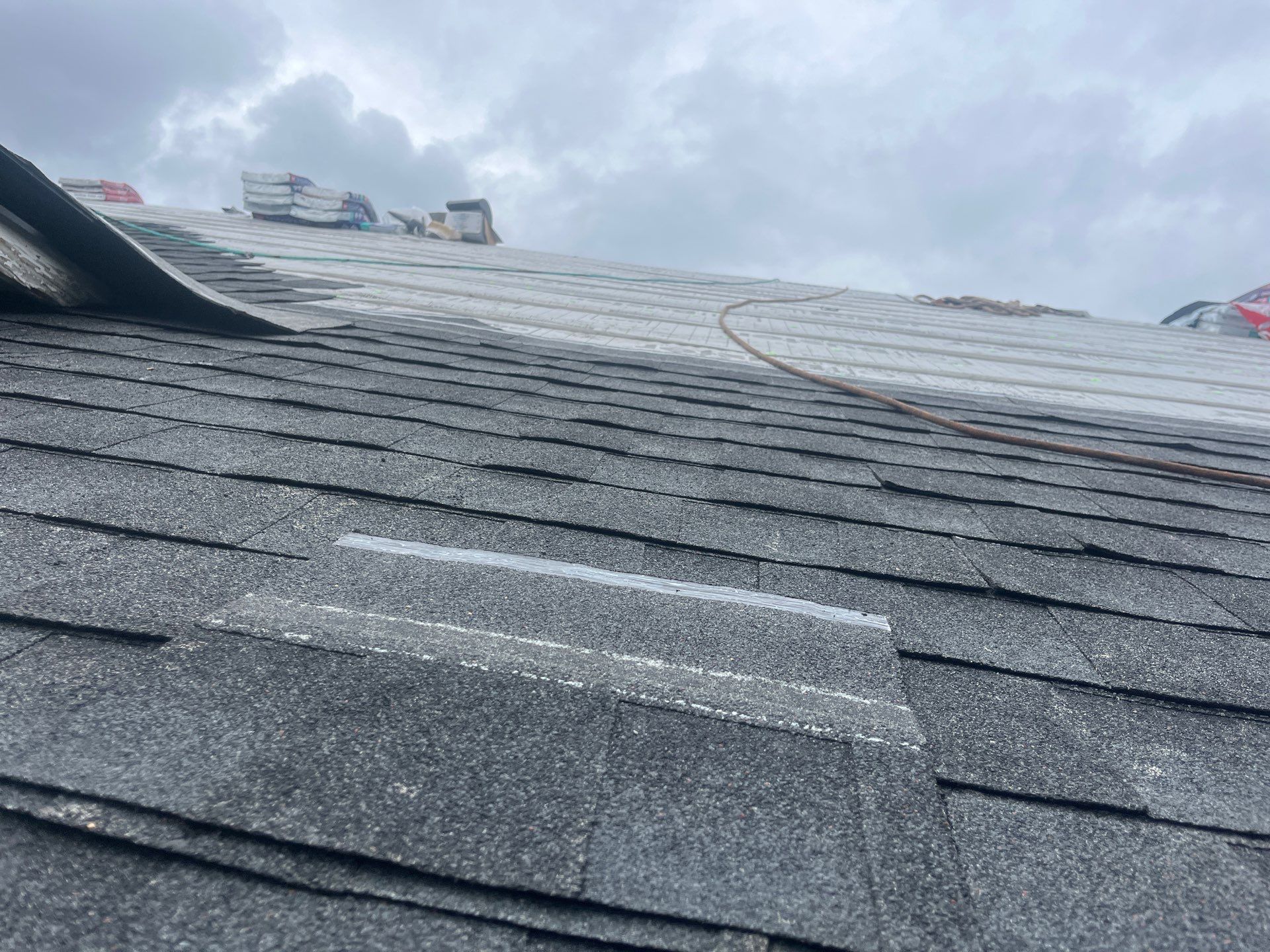 GAF Charcoal Architectural Shingle - Re-roof by Endless Summer Roofing Co.