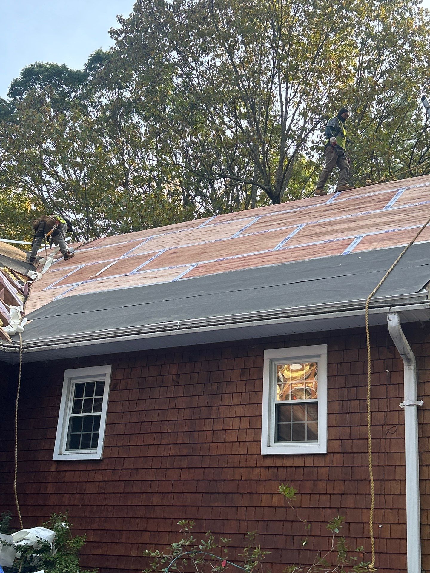 Owens Corning Duration : Chateau Green with Copper Accents in Avon, CT by Golden Shield Roofing