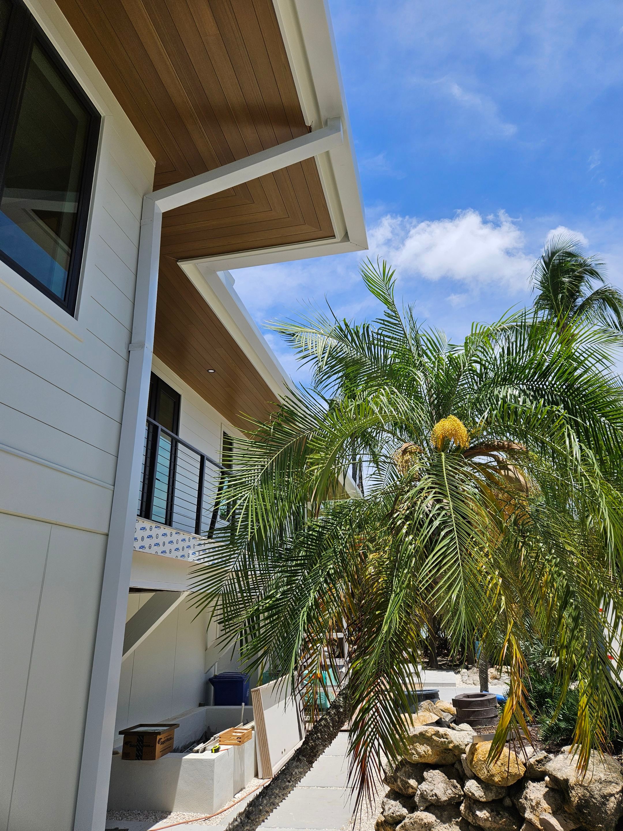 7-Inch Smooth Box Seamless Gutters using Seamless Gutters and Metal Fascia in Sanibel FL by Gutter Professors