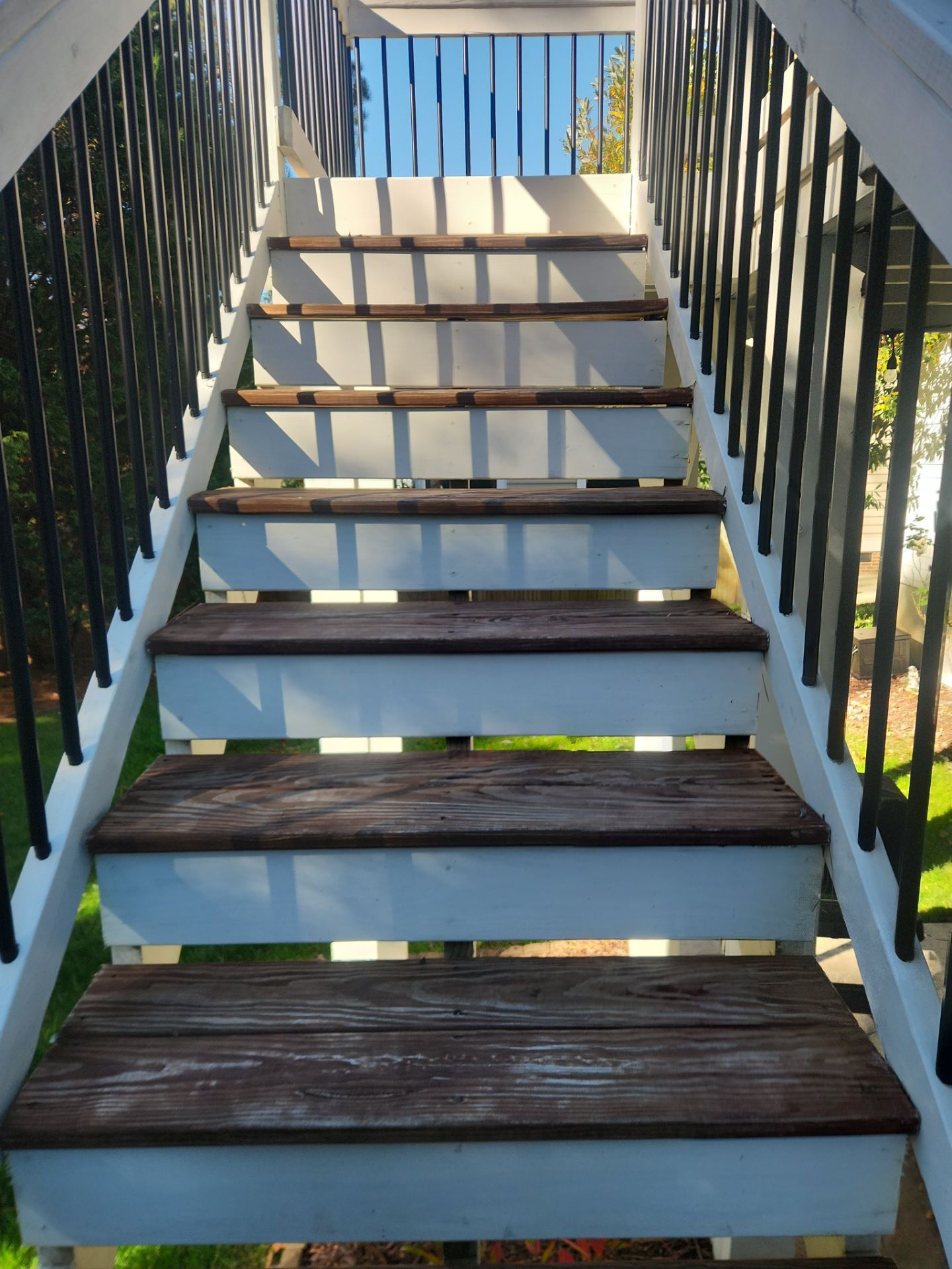 Wood Deck using Wood Stain by DuraSeal