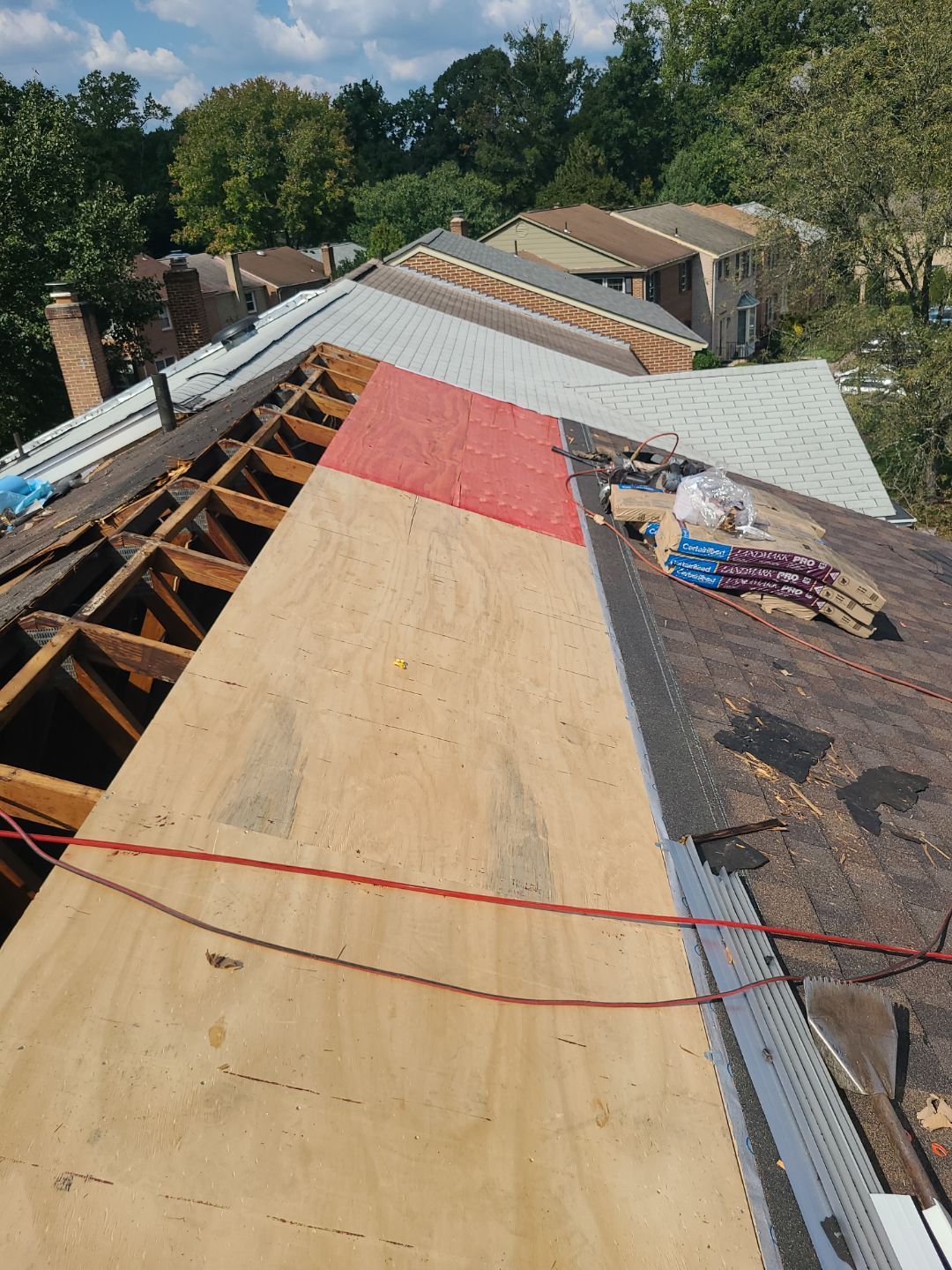 Springfield: Roof Replacement with Landmark Pro Designer Shingles in Max Def Shenandoah by RM Banning, Inc.