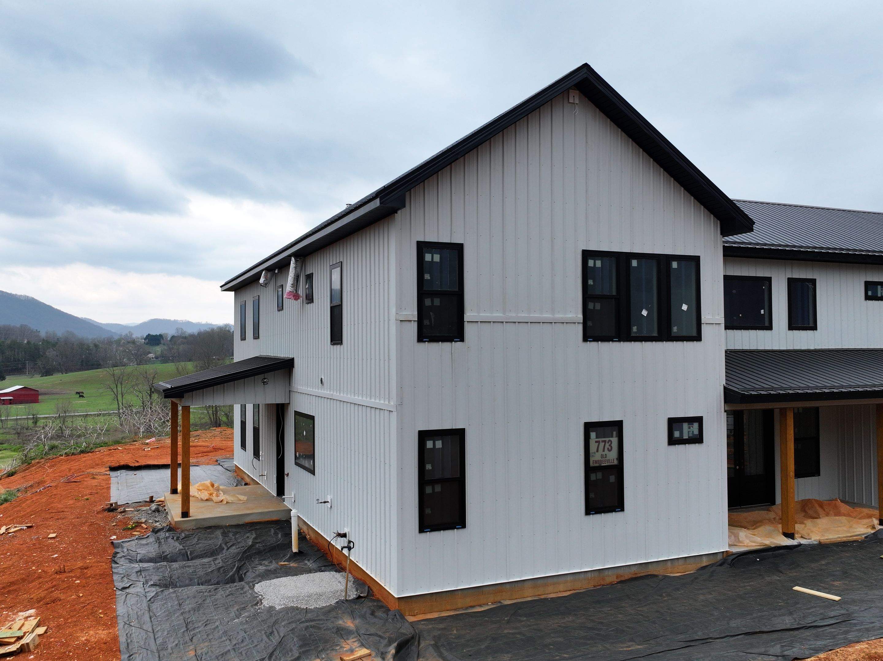 Titus Jr Residence by Omnia Roofing
