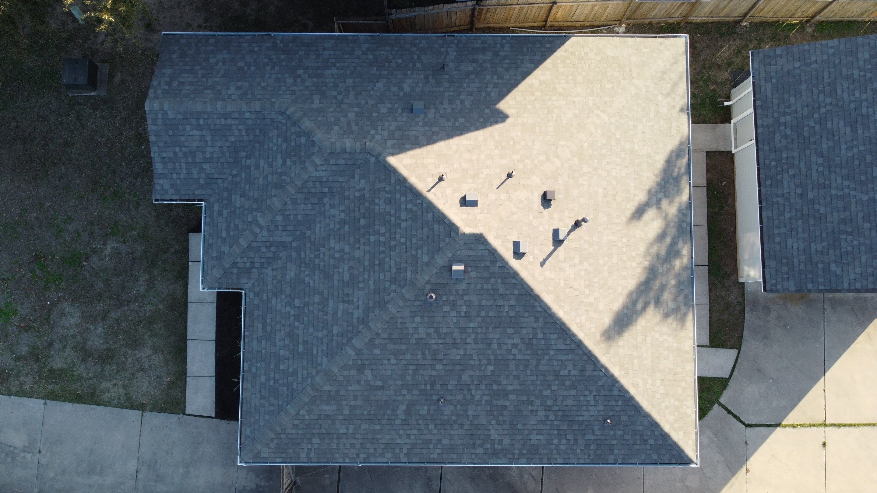 Residential Roofing Installation using Owens Corning Oakridge by Kstylez Roofing & Construction