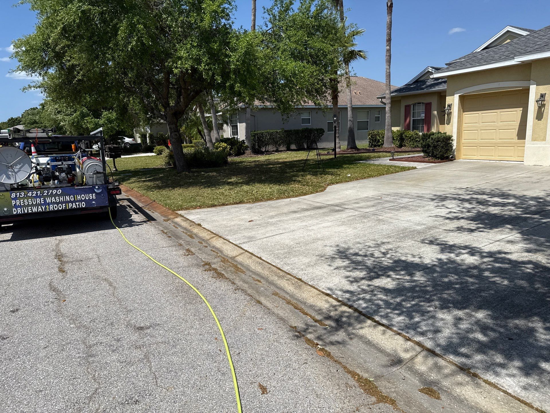 Driveway & Rear Wall Soft Wash | Lexington Community | Parrish, FL | Sunshine AquaWash by Sunshine AquaWash