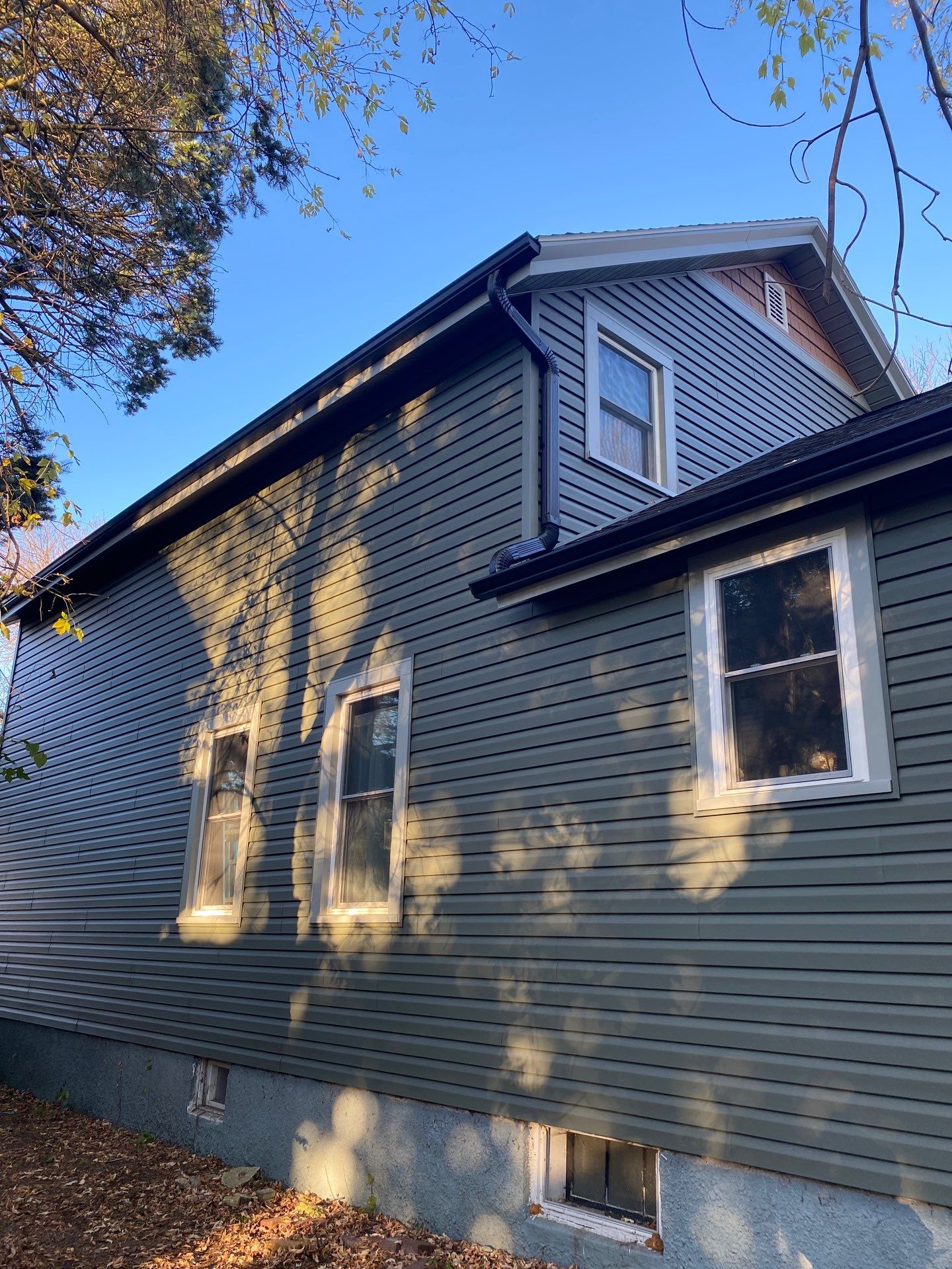 FULL HOME SIDING MAKEOVER SHEBOYGAN  by Gellings Roofing & Siding