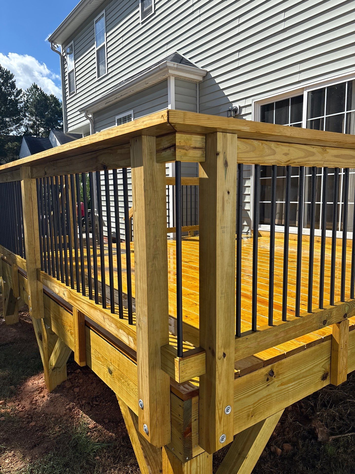 Wood Deck using Wood Sealant by DuraSeal