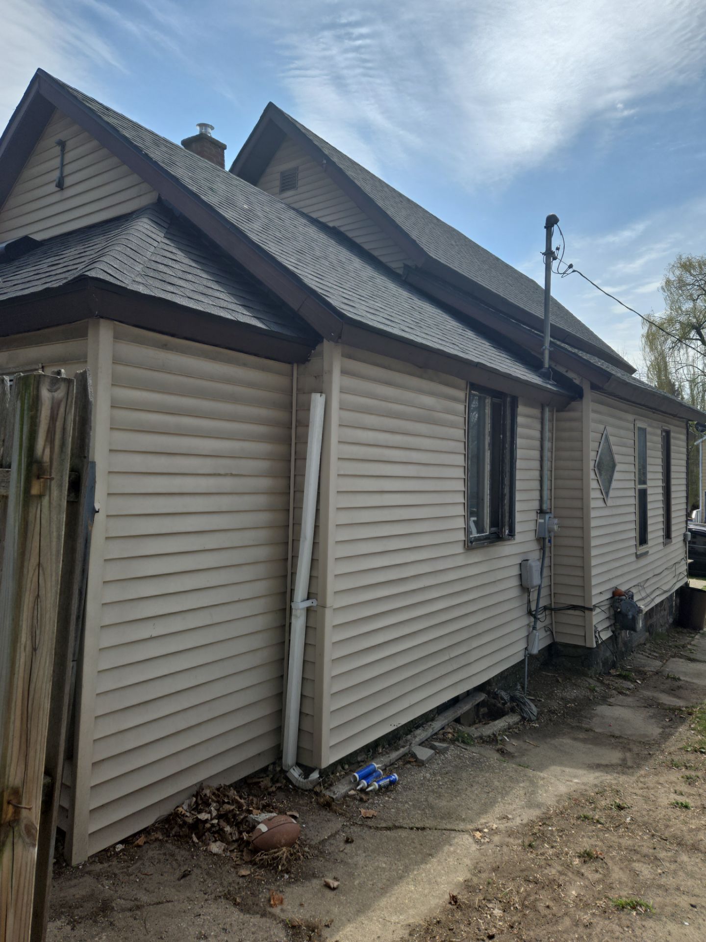 Residential Roofing Installation using GAF TIMBERLINE HDZ by Avalon Roofing and Exteriors