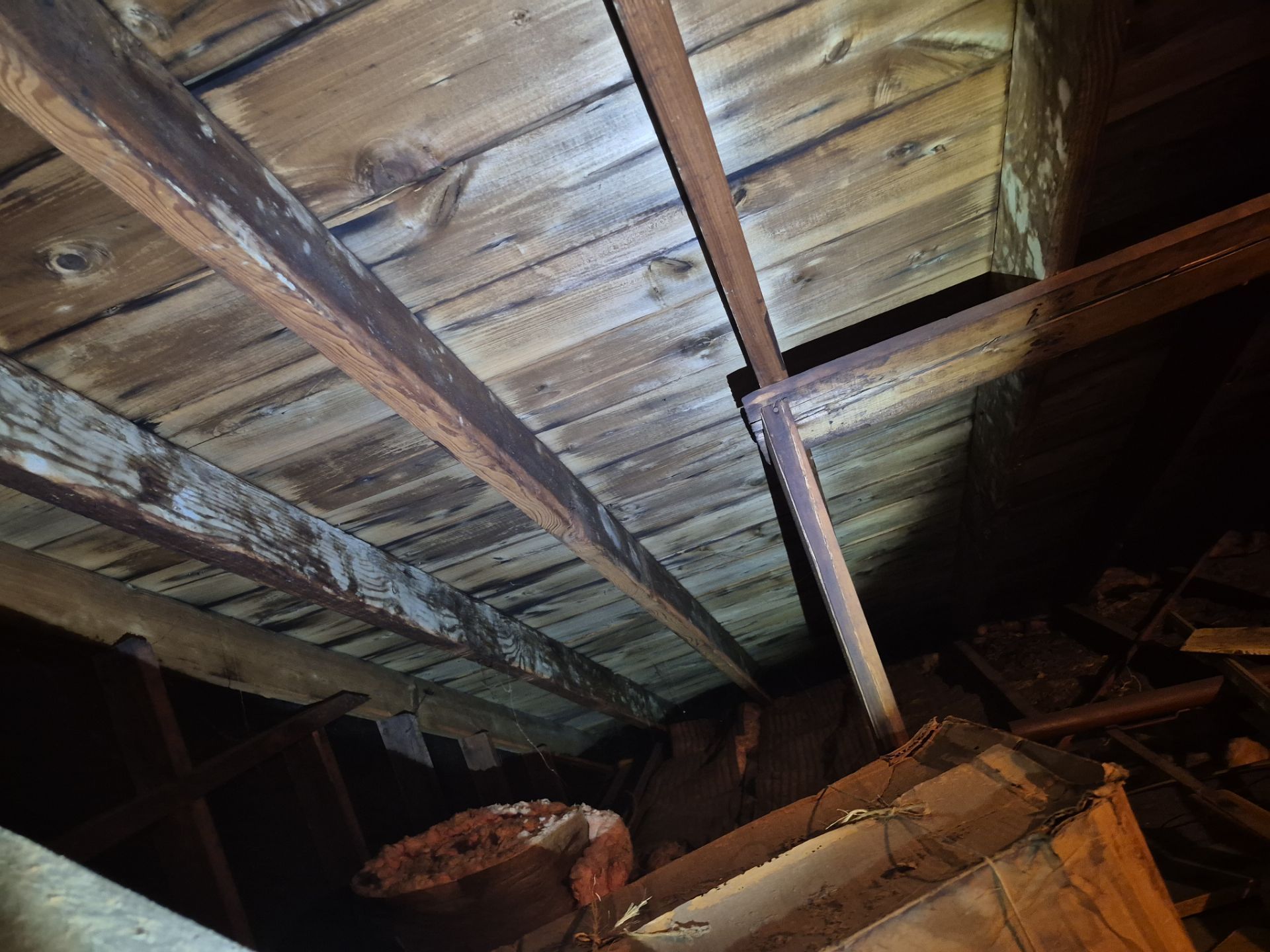 Charleston WV Lifetime Metal Roof Installation – Durable, Energy-Efficient Roofing System by Mr. Roofer