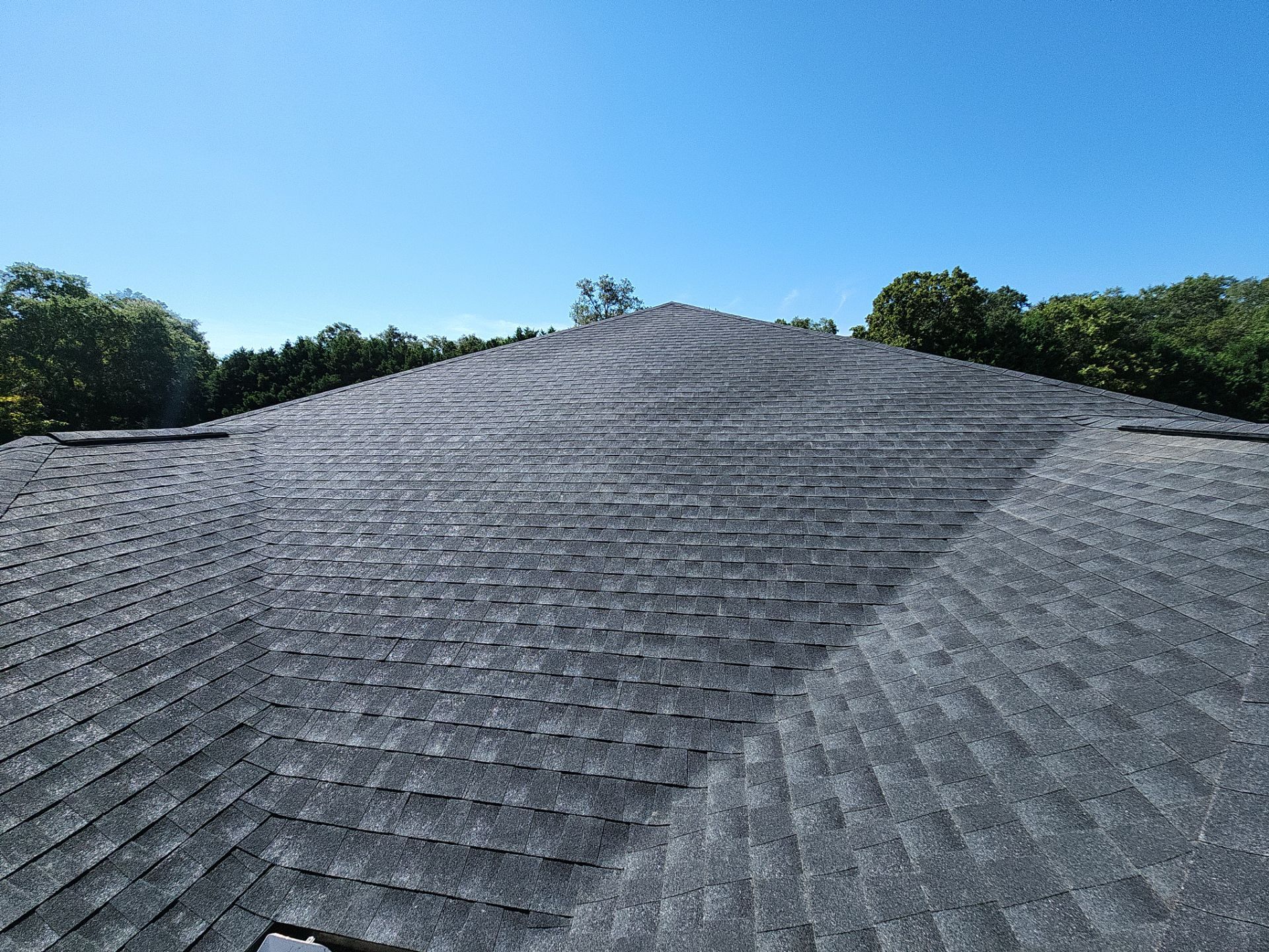 GAF HDZ - Charcoal by Linta Roofing Inc