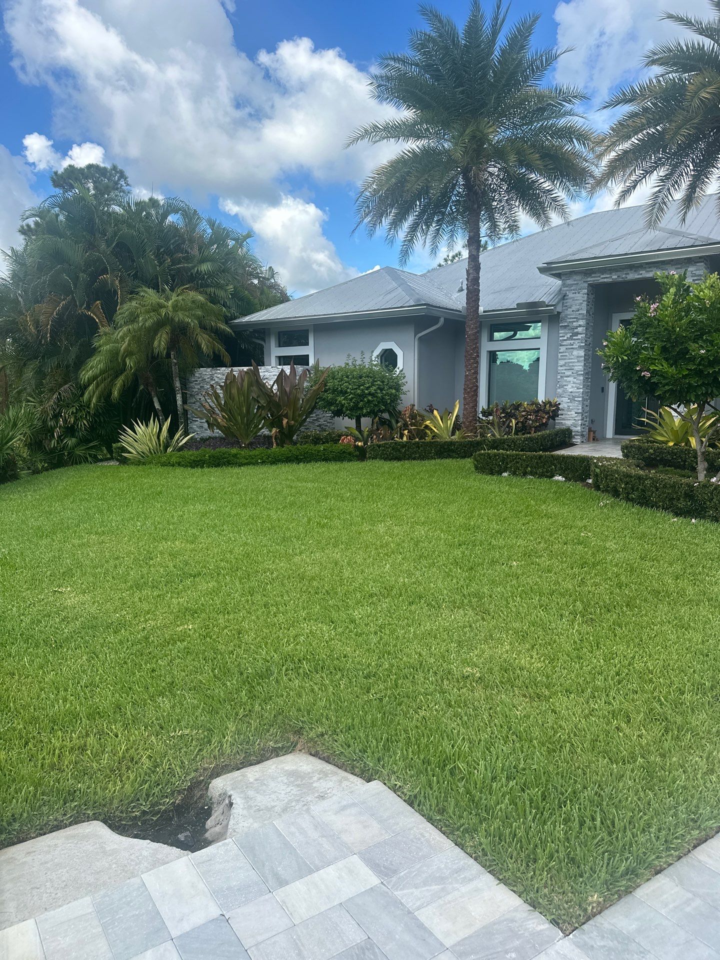 Hunter’s Club Revival – Precision Care Meets Palm City Prestige by Alpha Zeta Enterprises Inc