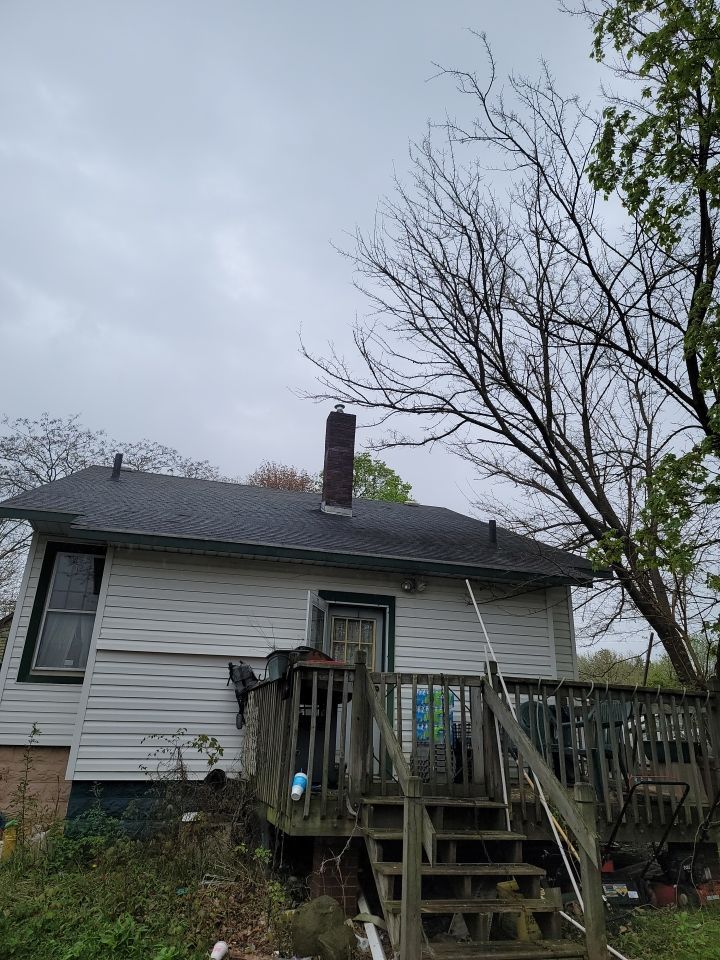 ATLAS PINNACLE COLOR: COASTAL GRANITE DRIP EDGE: WHITE by Eagle Eye Roofing