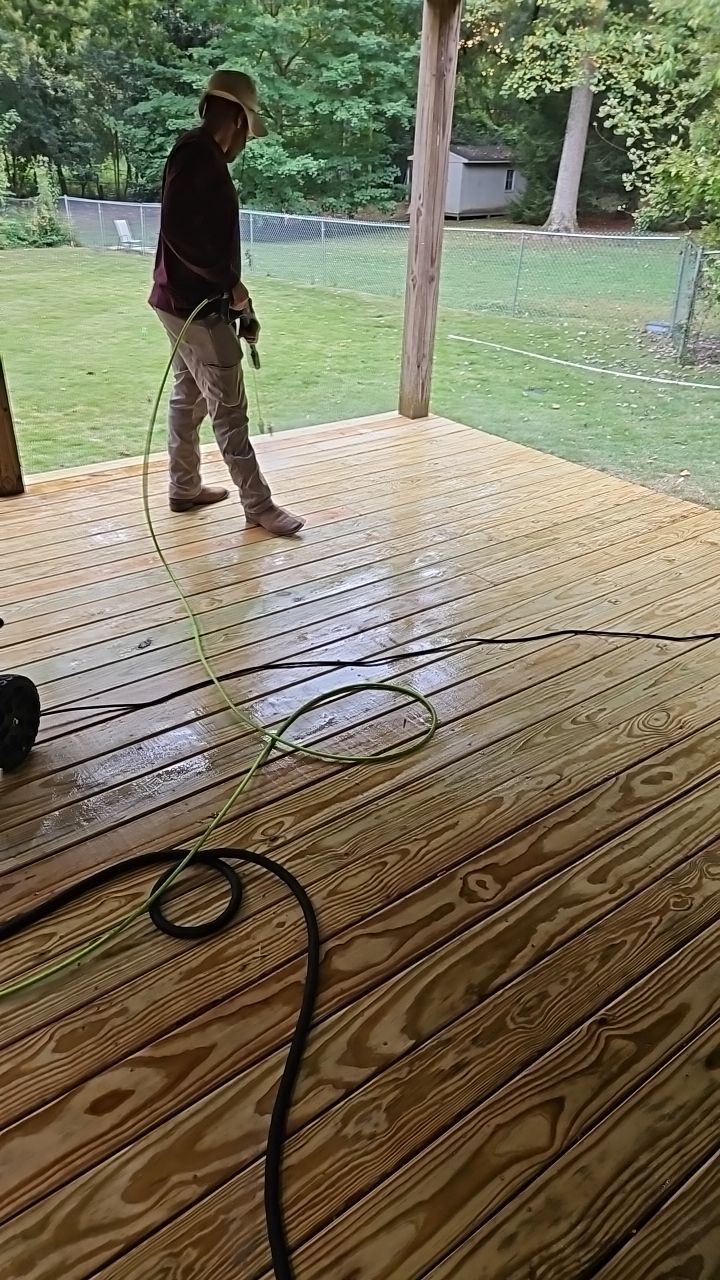 Windsor Blvd - Deck Installation by Pillar and Pine