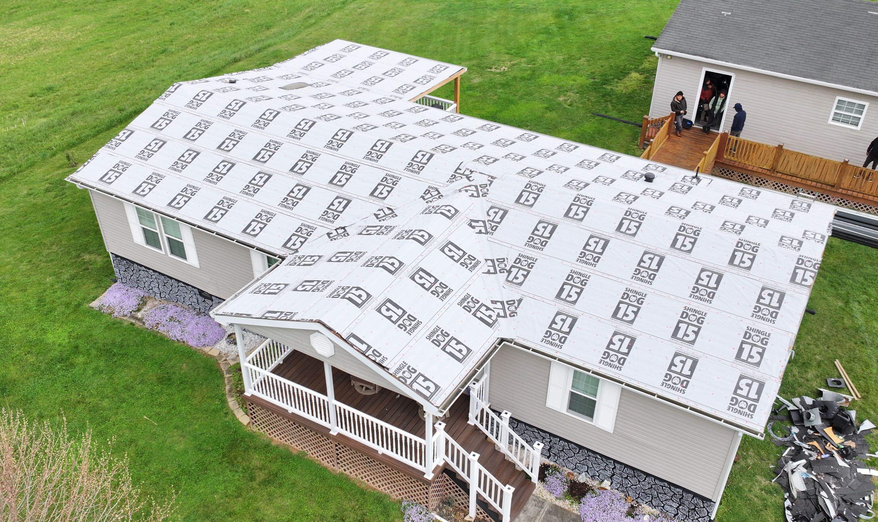 Crusenberry Residence by Omnia Roofing