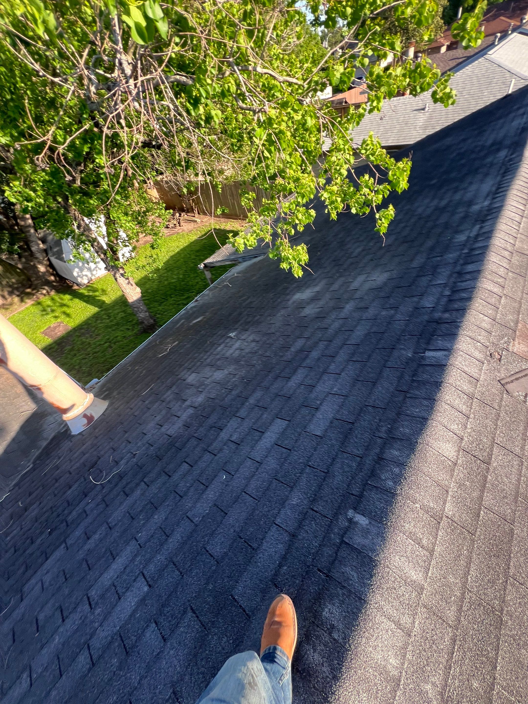 Residential Roofing Installation using Owen's Corning Duration (Lifetime) Shingles by Roof Repair Company