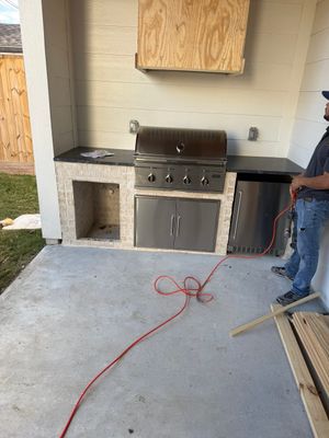 Masonry Outdoor Kitchen and Grill Station Installation in Houston