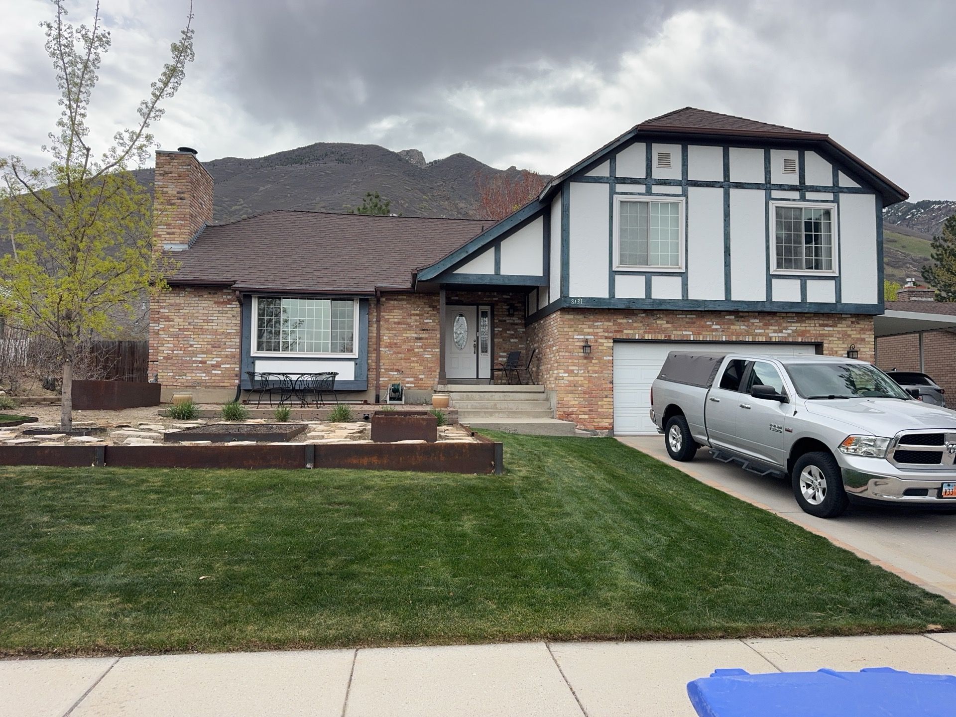 Cottonwood Heights | Custom Hardie Exterior & Bold Fascia | Cobble Stone Accents by Ideal Siding Utah