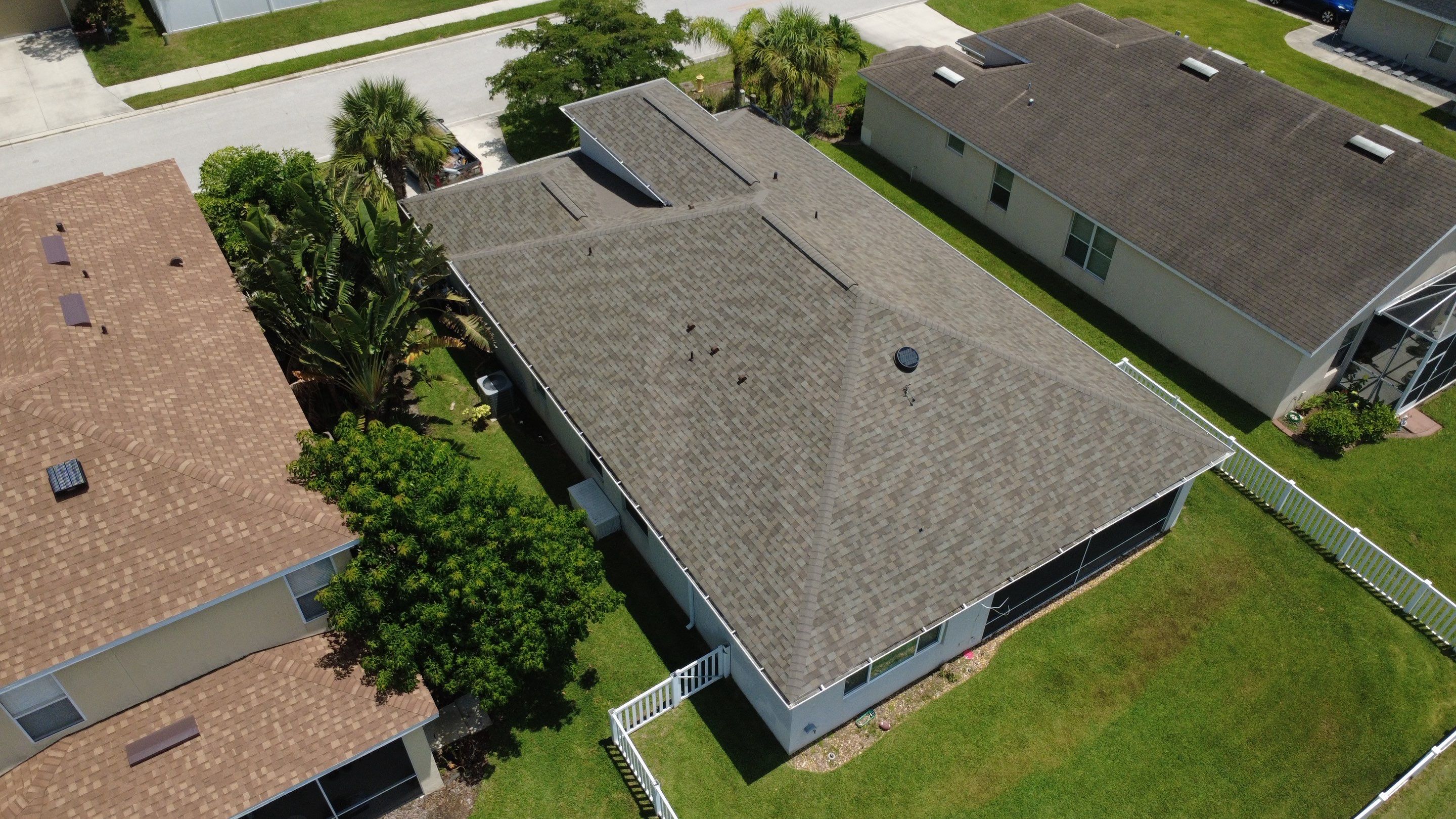 Roof replacement in Palmetto, FL by Steadfast Roofing 