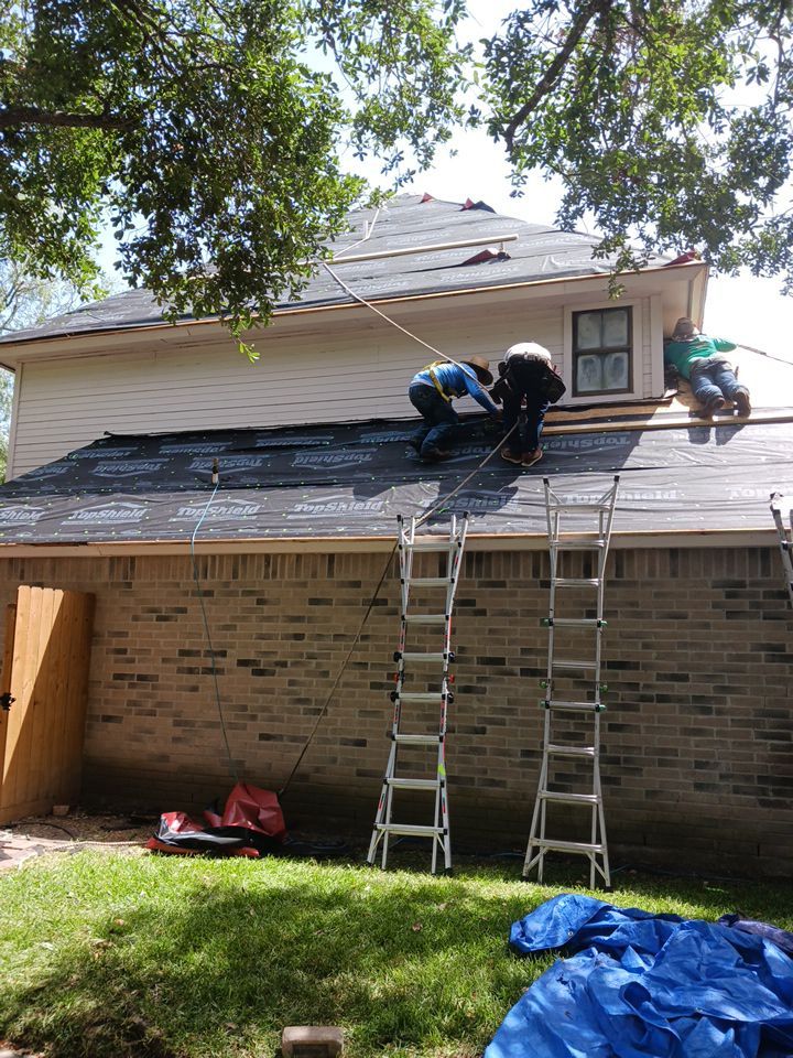 Grey is the new Black by Bayfront Roofing and Construction