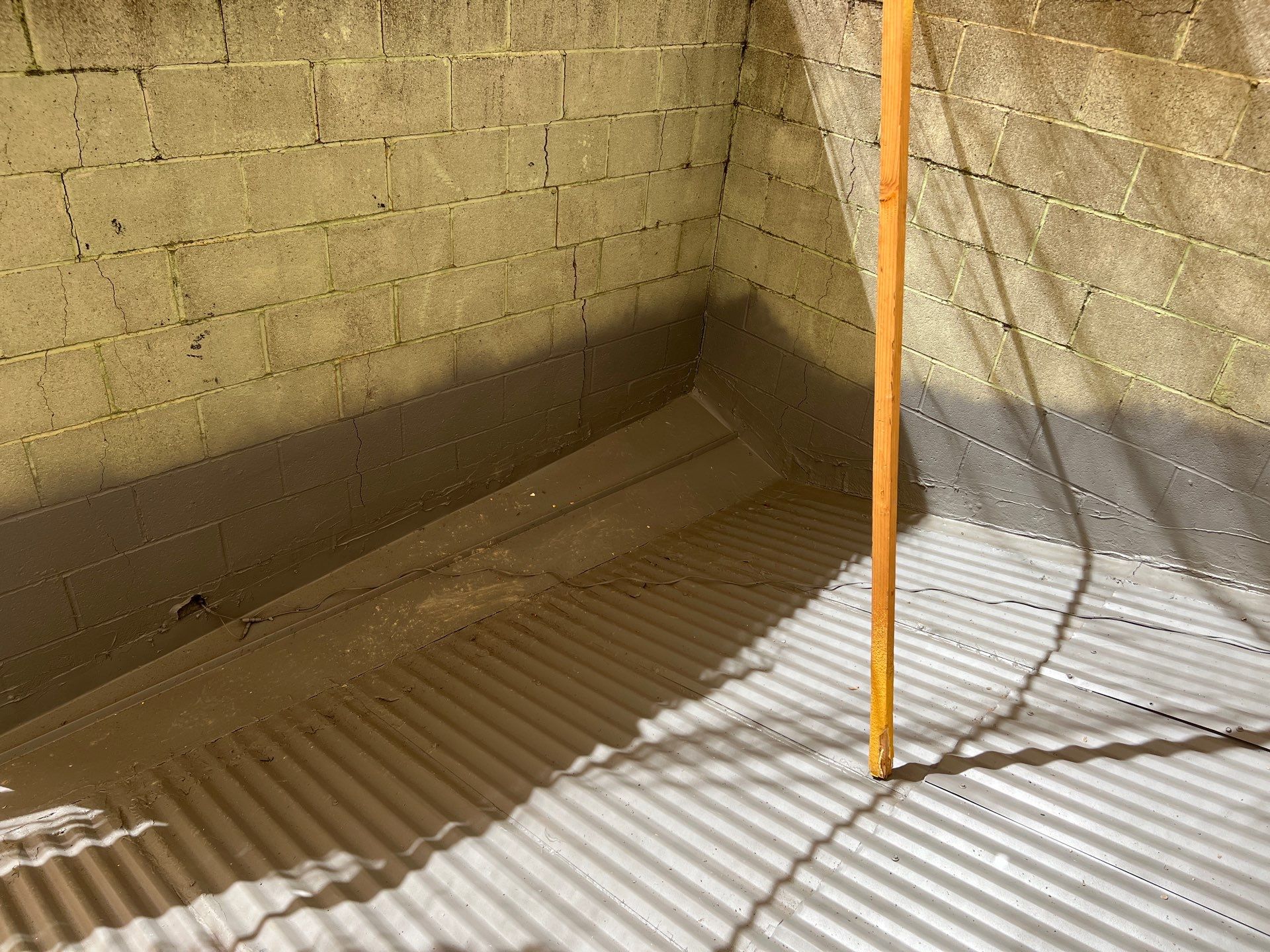 Spray foam and coatings using Conklin Benchmark/ PUMA XL acrylic coatings over metal and foam by Straight Edge Roofing Inc