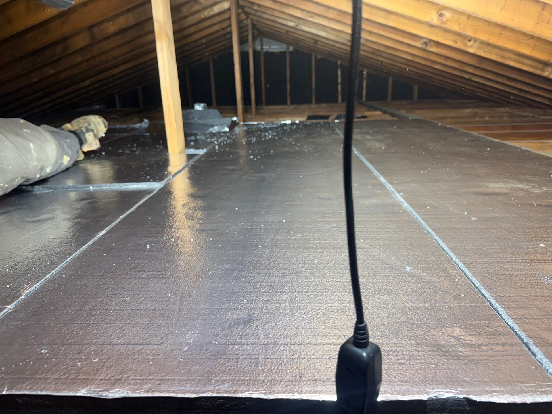 Hookstown, PA – Stopping Energy Loss at the Soffits by Home Environment Solutions