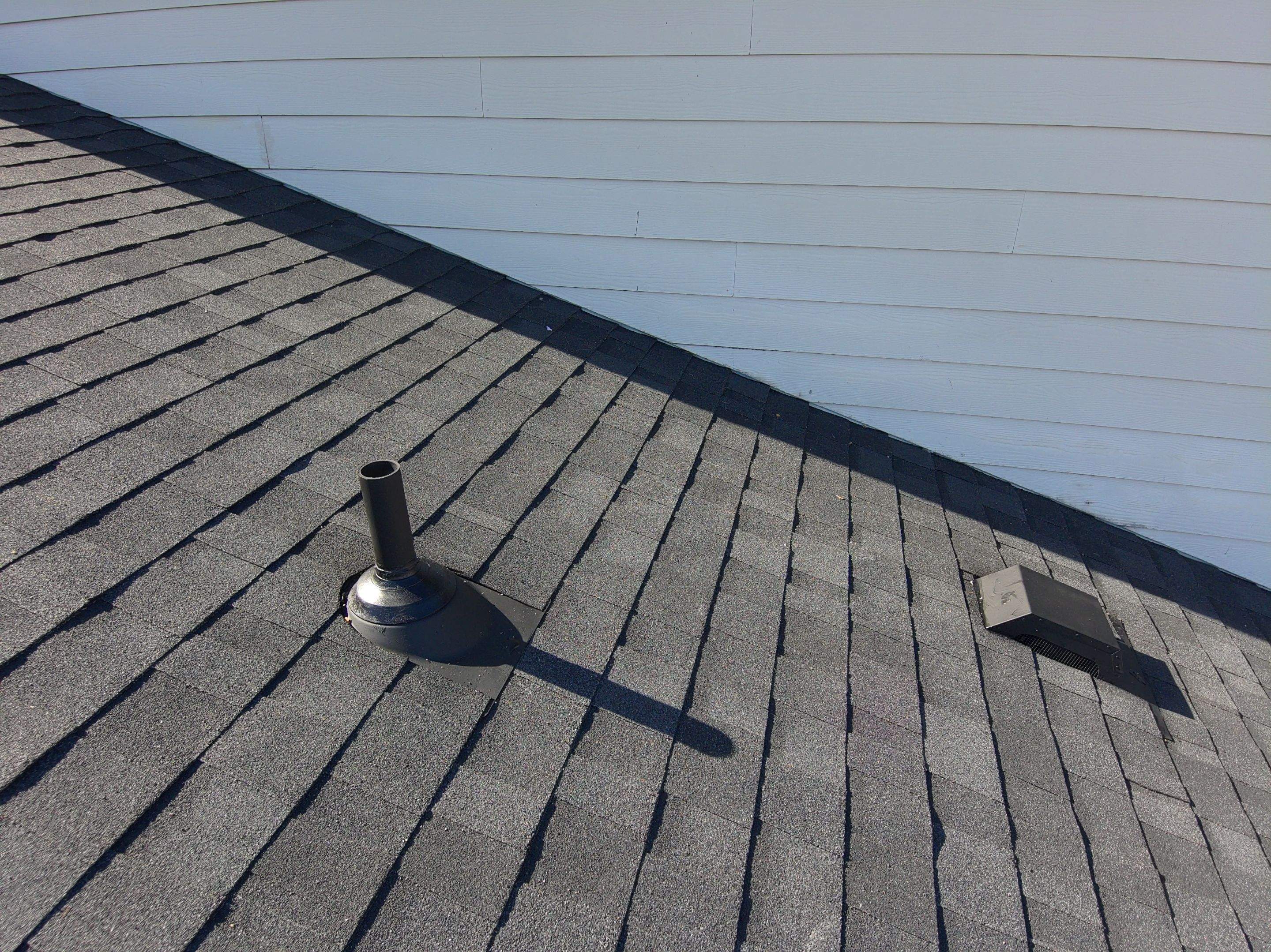 Onyx Black - Owens Corning TruDefinition Duration by RoofsOnly.com