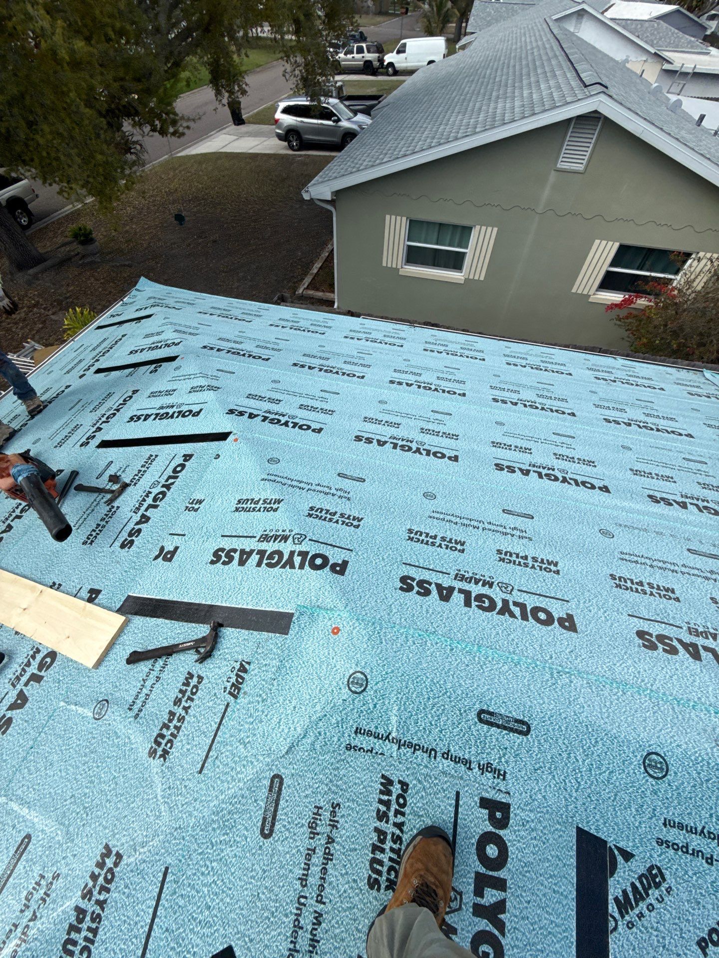 Project in St. Petersburg 33710 by Mitchell Roofing Company LLC