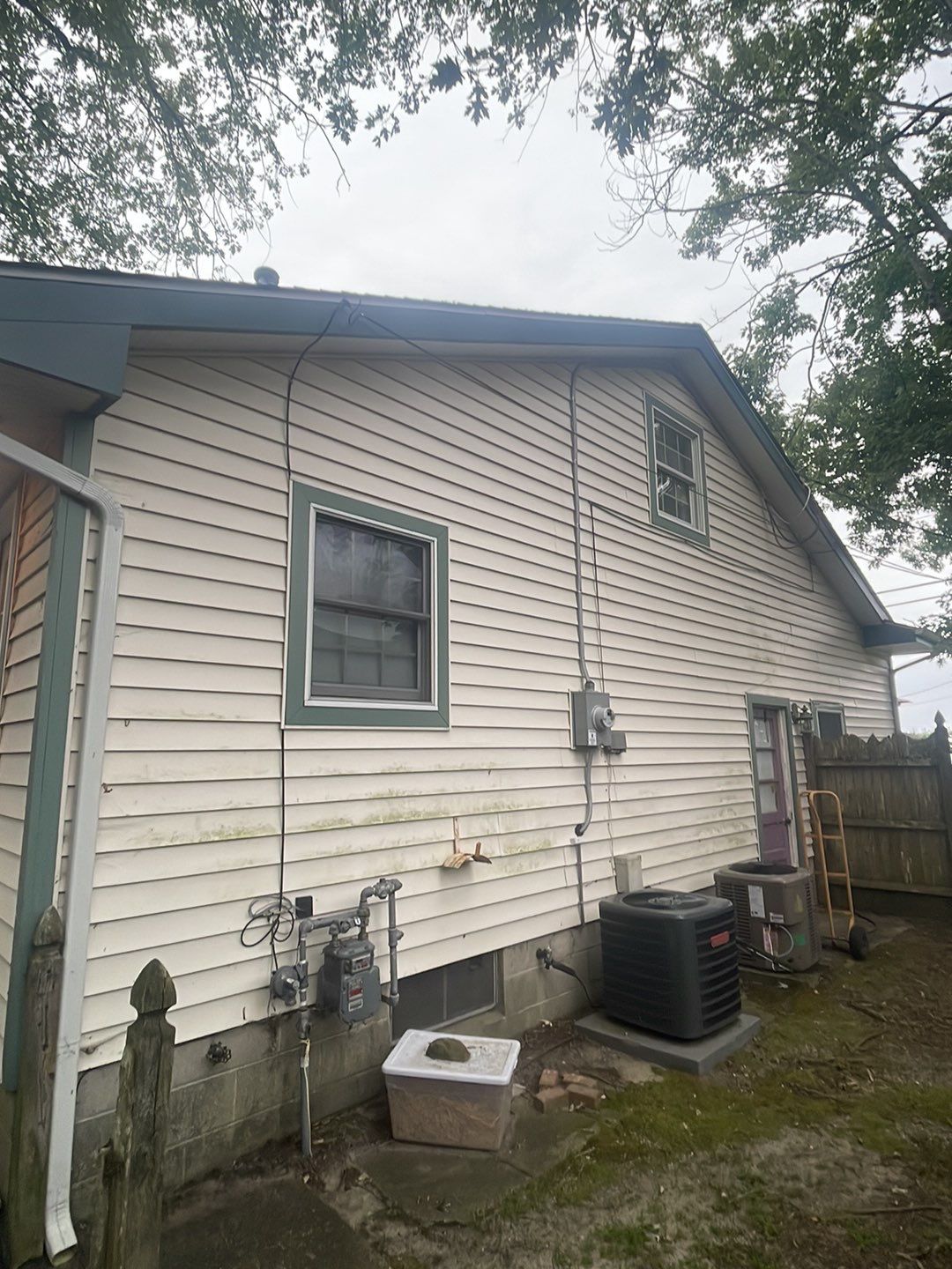 Deck Cleaning & House Wash by SJ Exterior