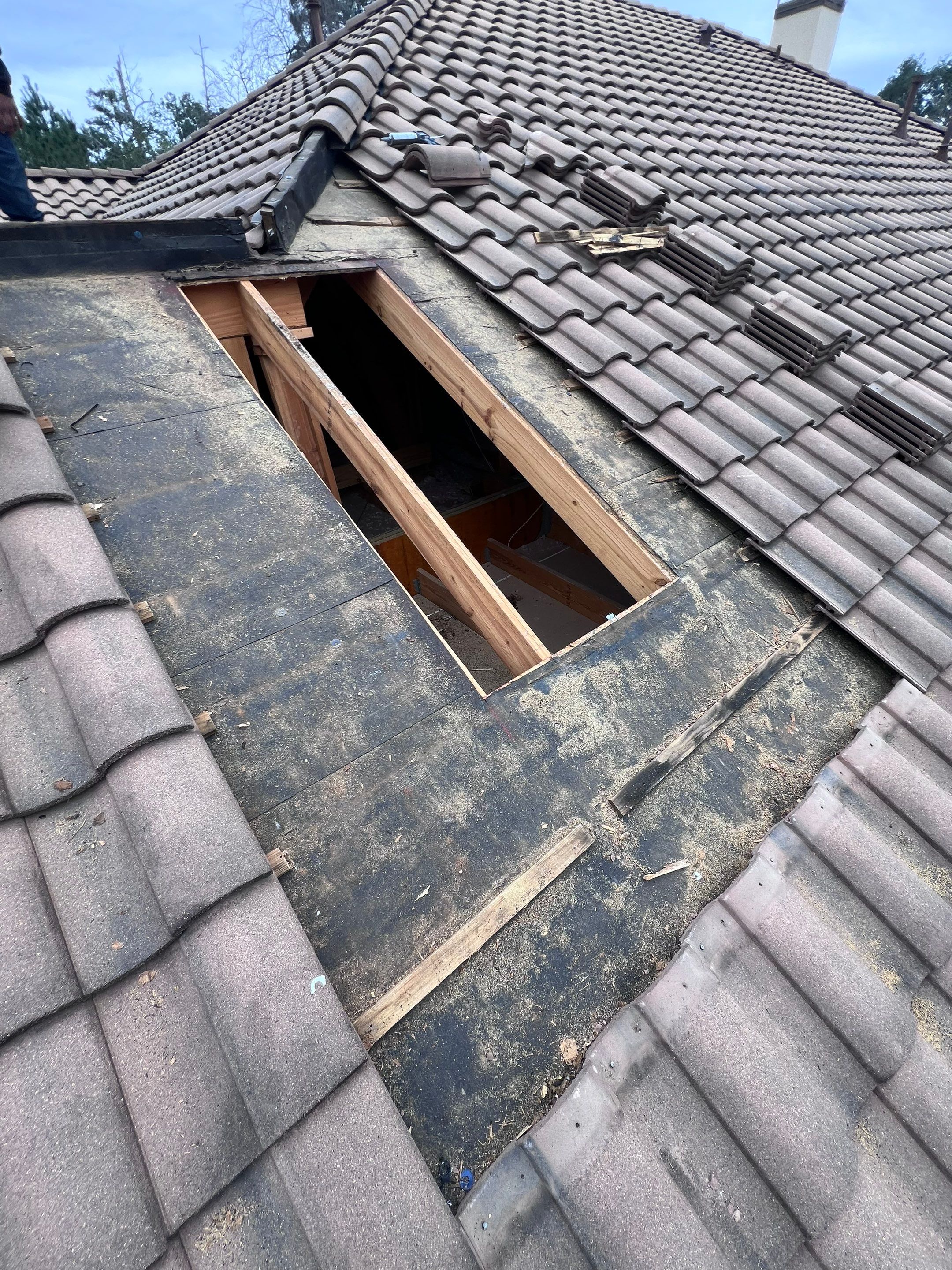 Tile Roof Repair by Roof Repair Company