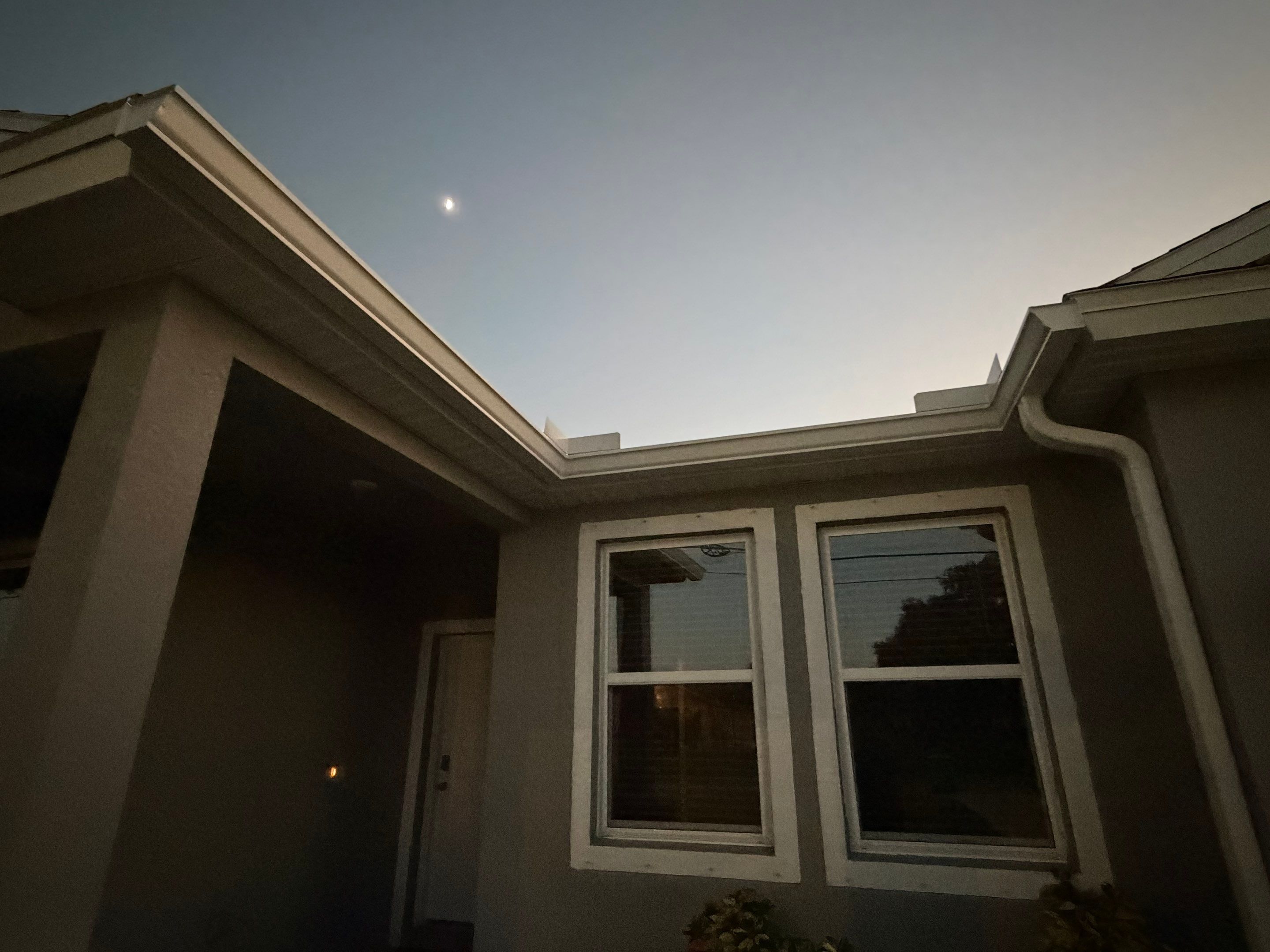 6-inch K-style Seamless Gutters in Punta Gorda FL by Gutter Professors