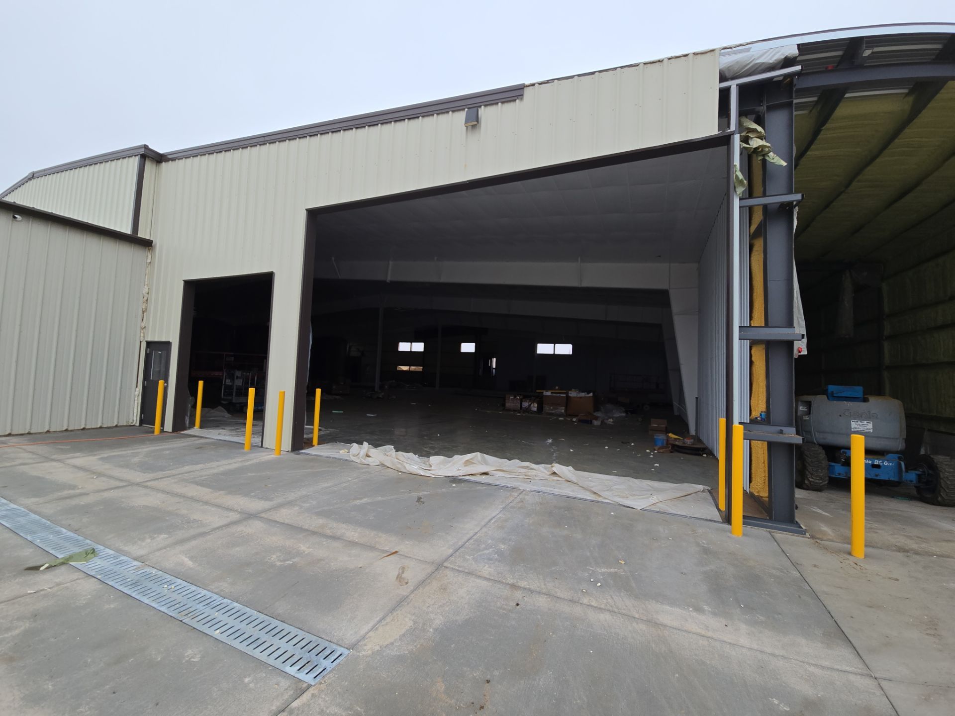 Industrial Concrete Polishing and Coating for Large Manufacturing Warehouse by Select Painting, Coatings & Garage Cabinets