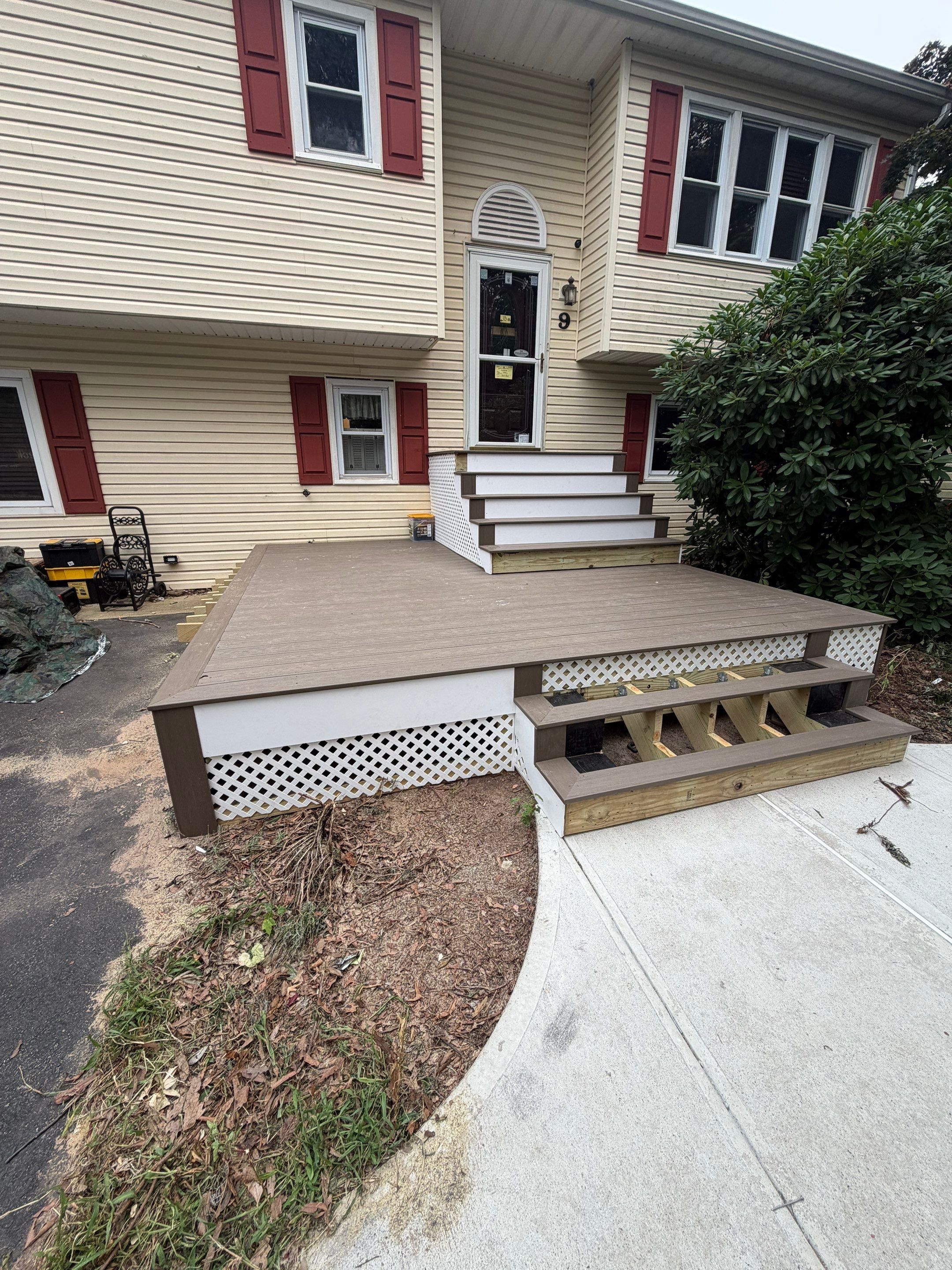 New Deck in Middletown Township, New Jersey by deck guardian