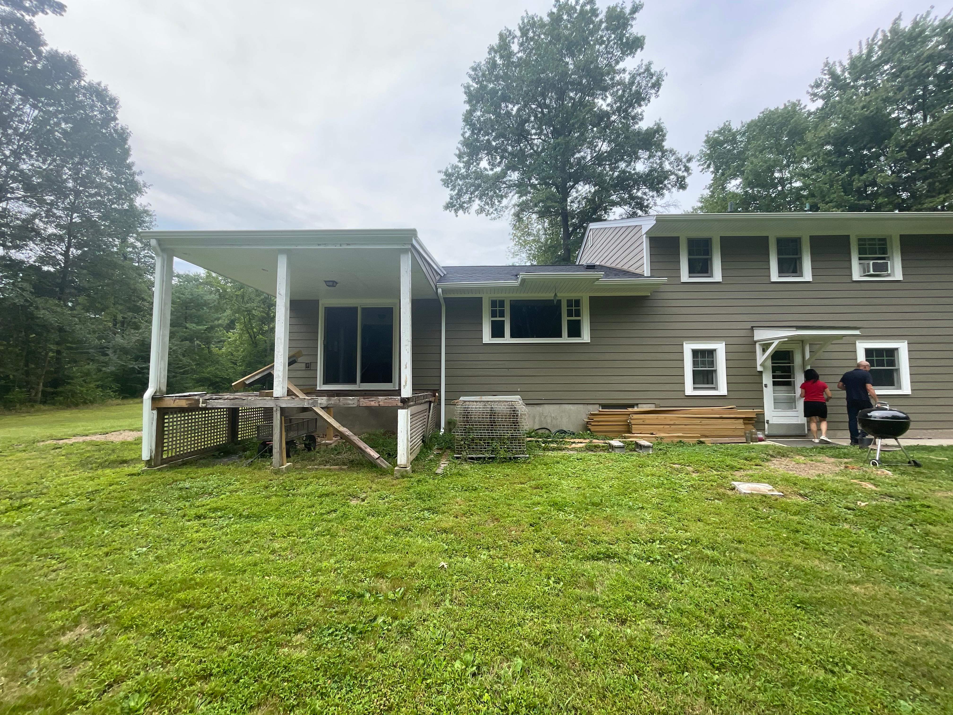 New Deck using Trex Tiki Torch  by deck guardian