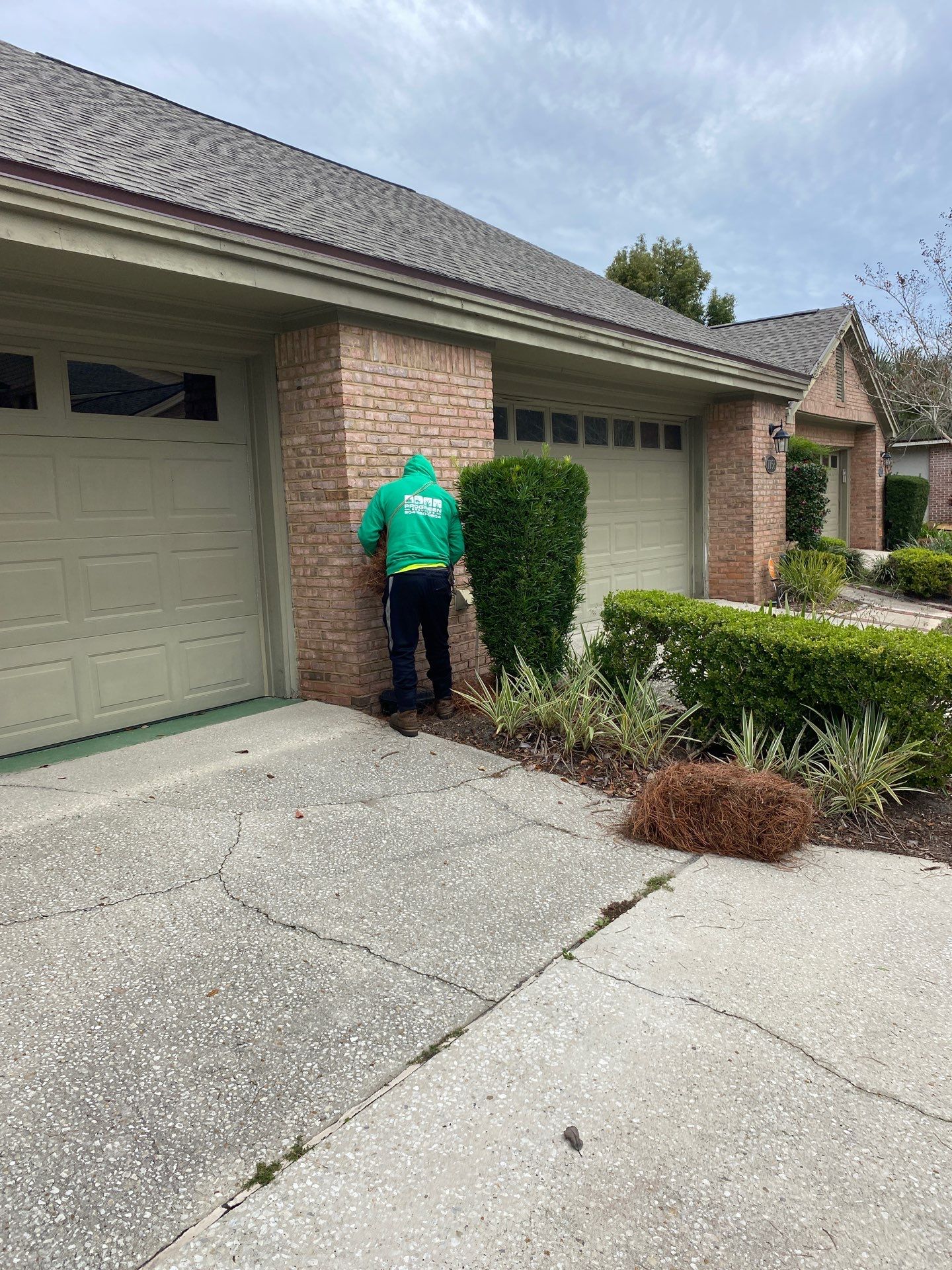 Deerwood Pointe | Tree Removal & Pine Straw Installation by ProGreen Services