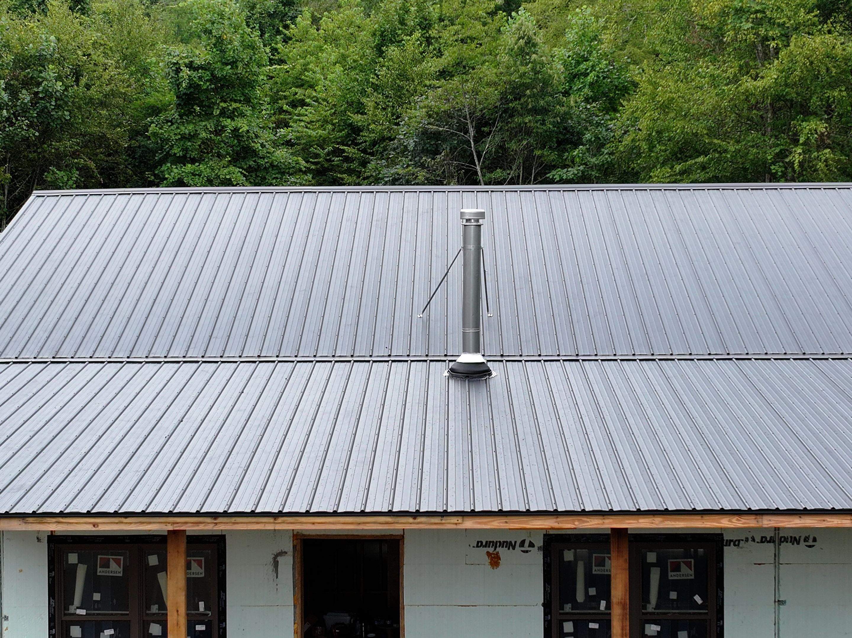 Smith Residence  by Omnia Roofing