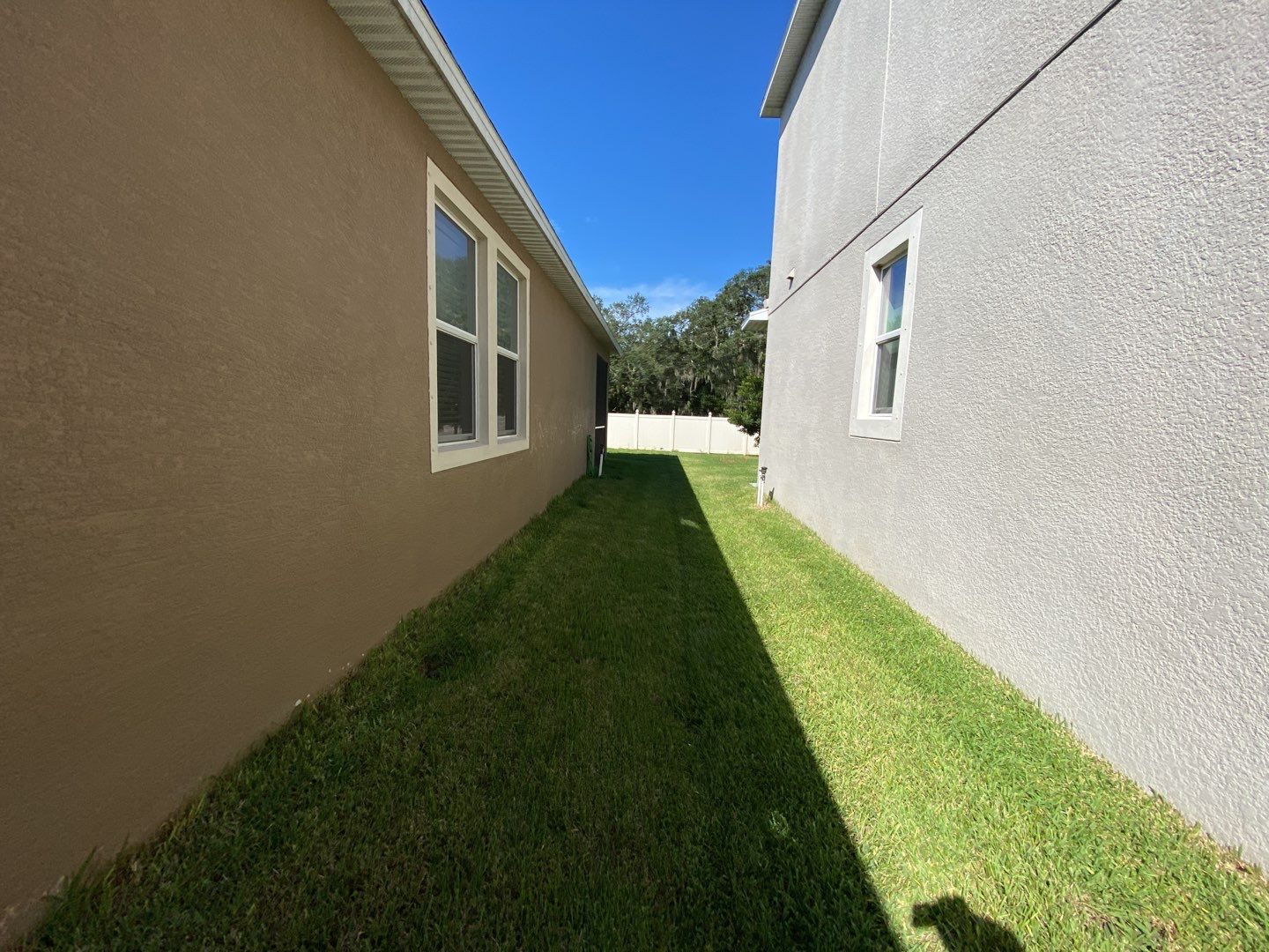 Riverview, FL 6 ft. White Vinyl Privacy Fence  by Asap fence and gates, LLC