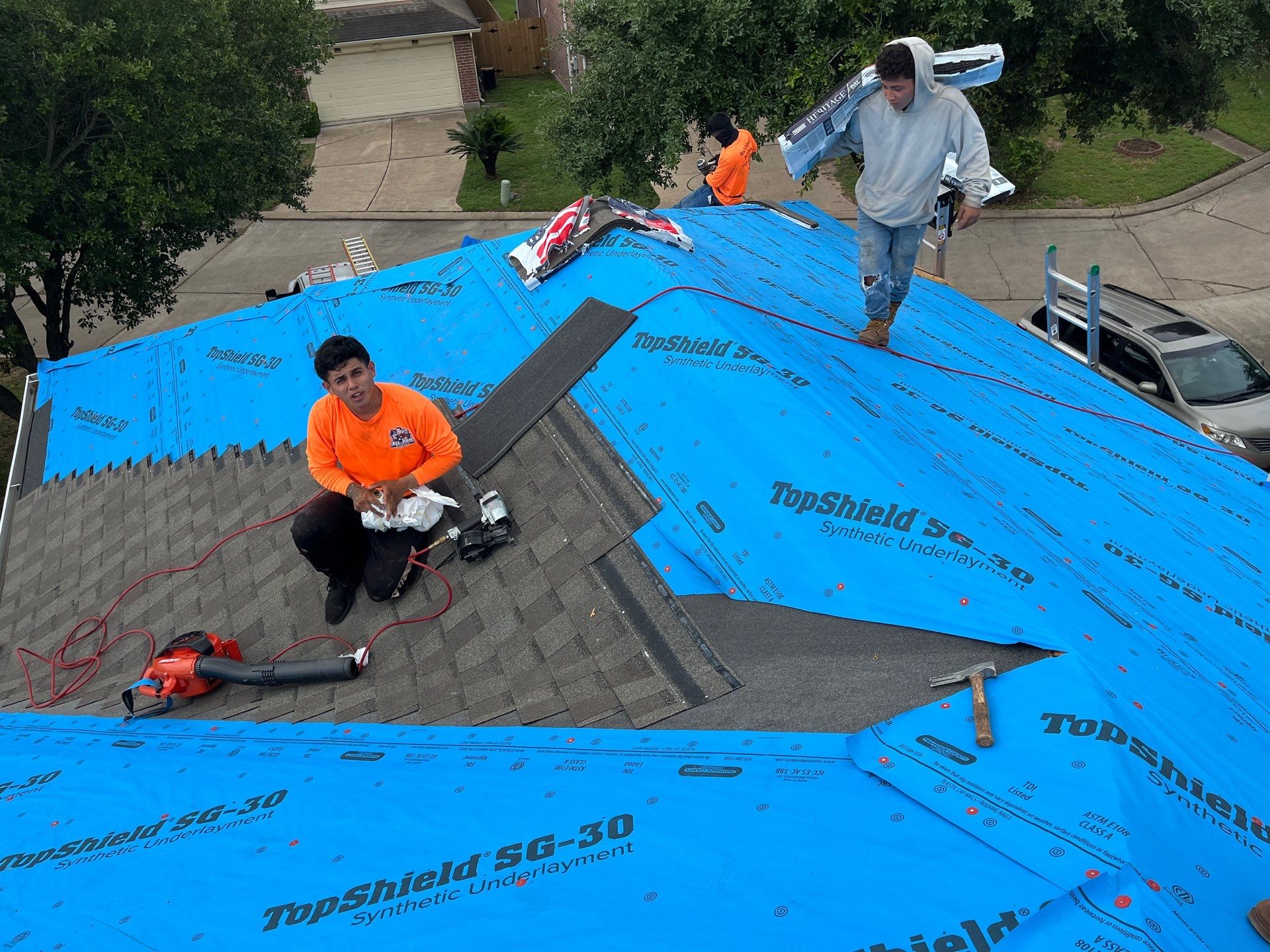 Residential Roofing Installation using Owen's Corning Duration (Lifetime) Shingles by Roof Repair Company