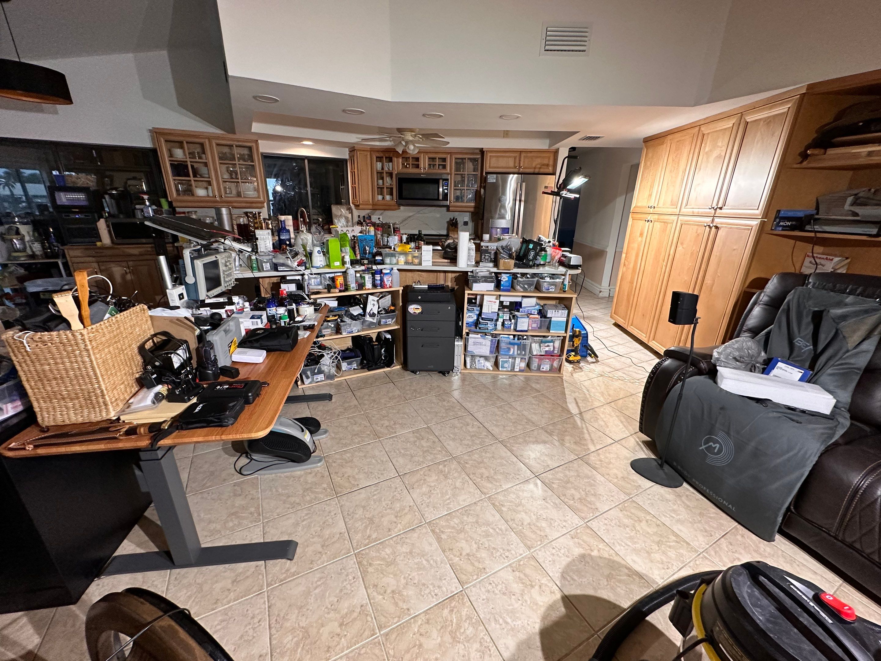 Suicide, Gunshot to the Chest, Living Room in Fort Myers by Sadie’s Pro Cleaning