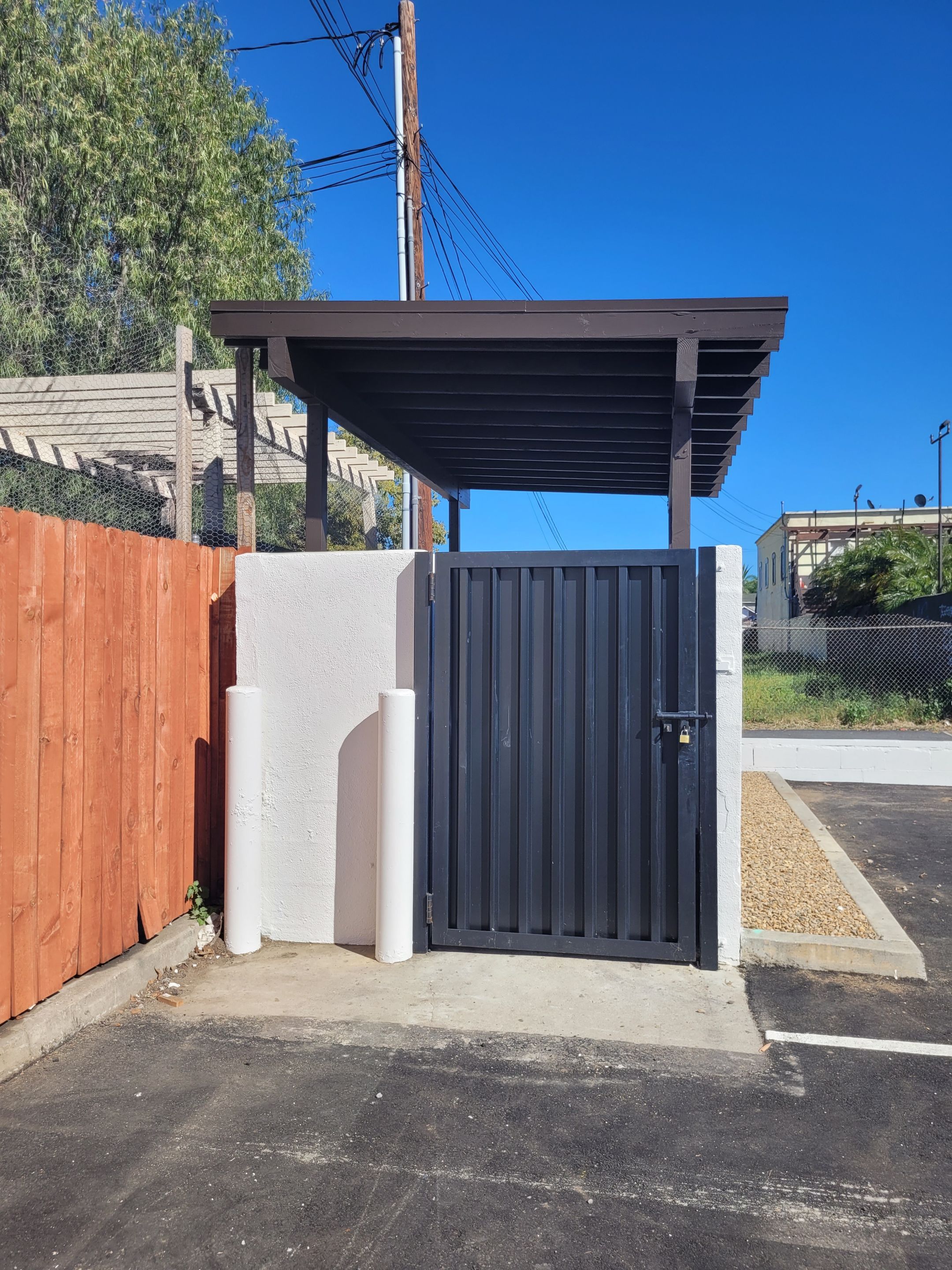 Manuels Exterior Commercial by Asis Painting Inc