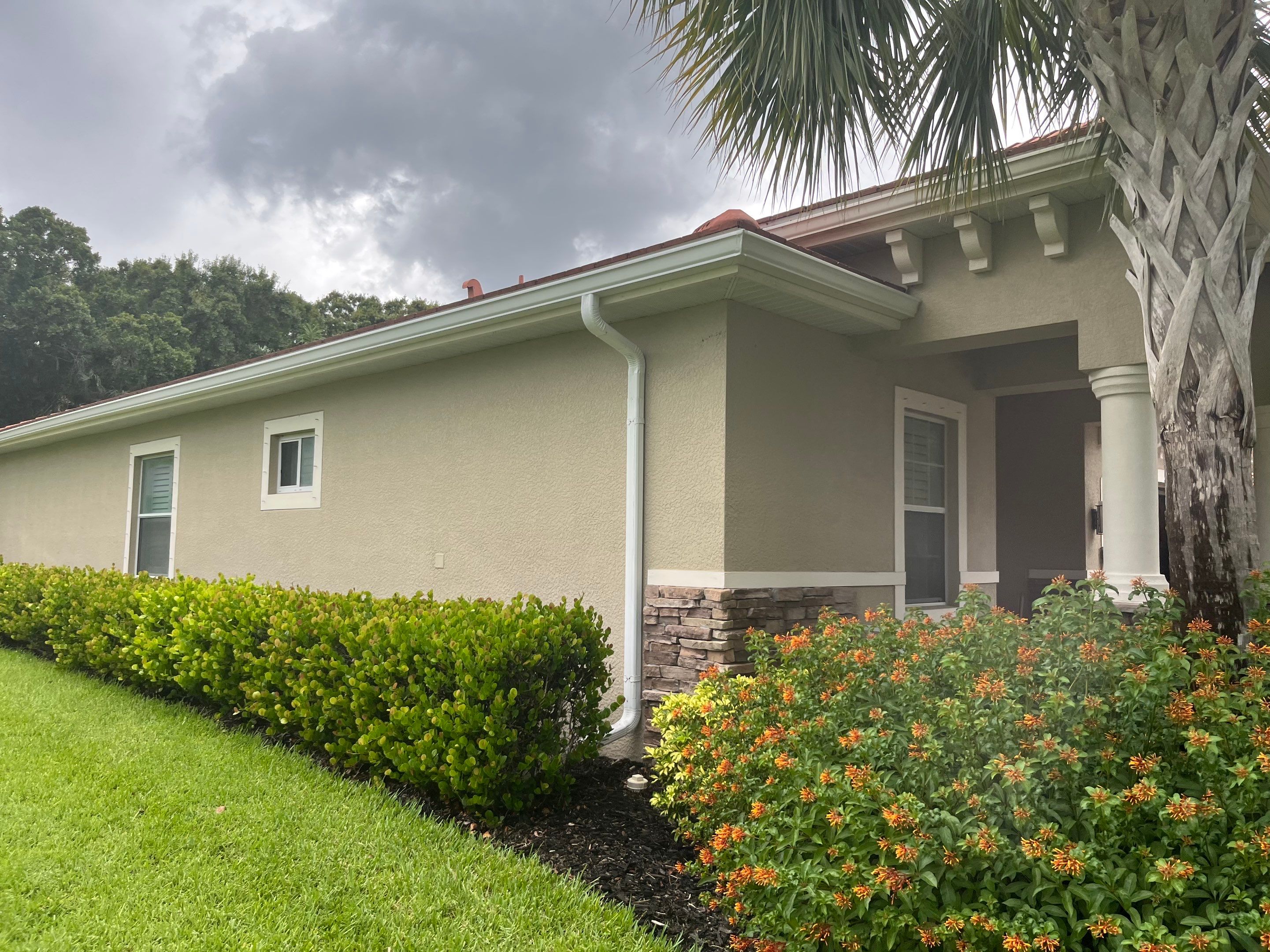 Seamless Gutters in Fort Myers FL by Gutter Professors