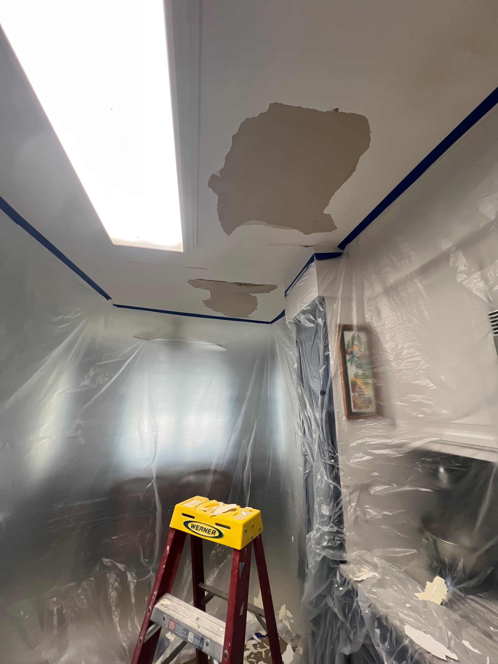 Residential - Virginia Beach  by Rodriguez Drywall And Paint 