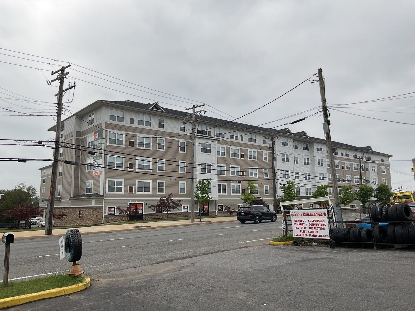 Multi-Family Commercial shingle roof by Alpha Design Services