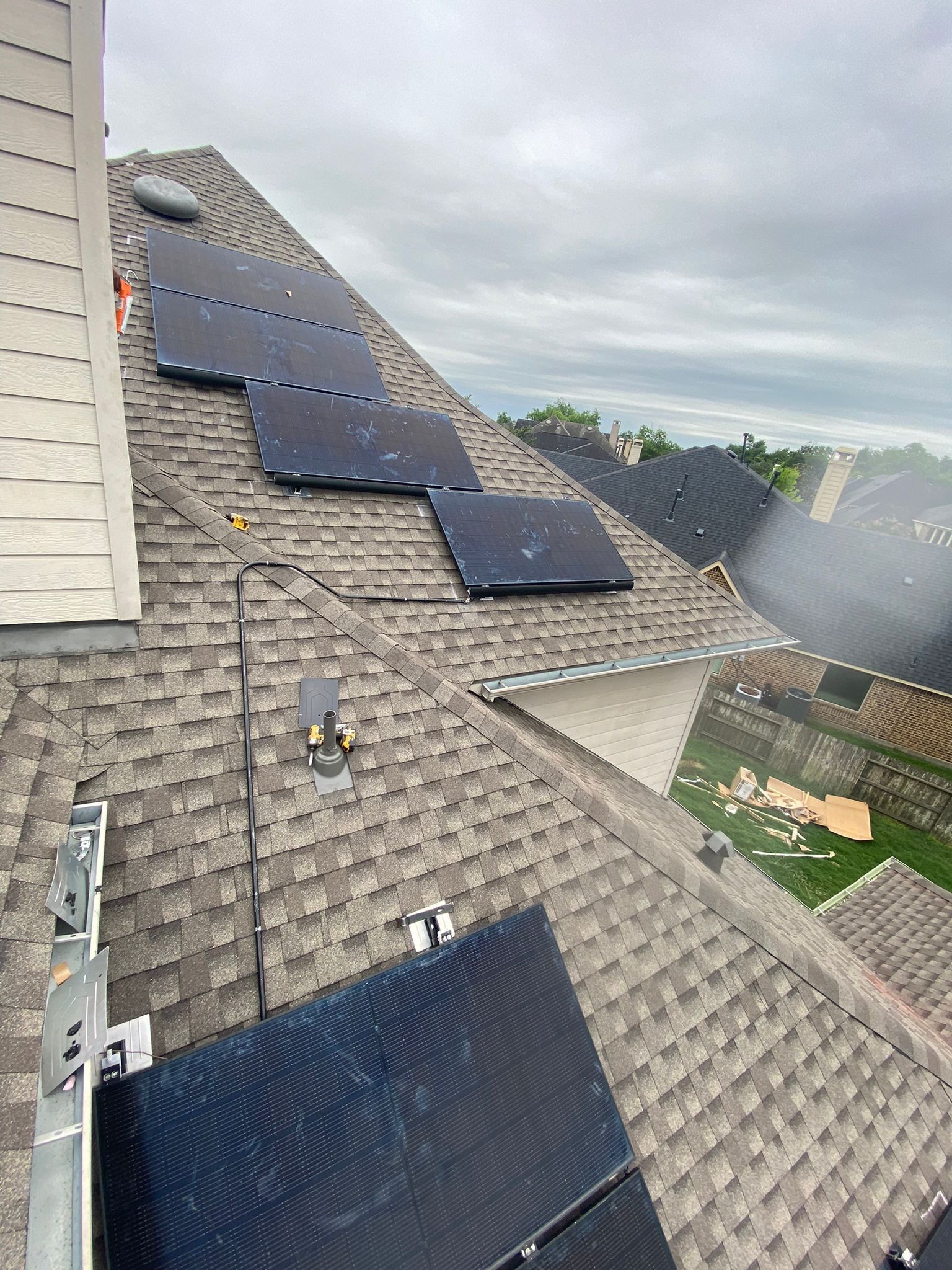 D&R In SugarLand Tx  by Sunaura Solar
