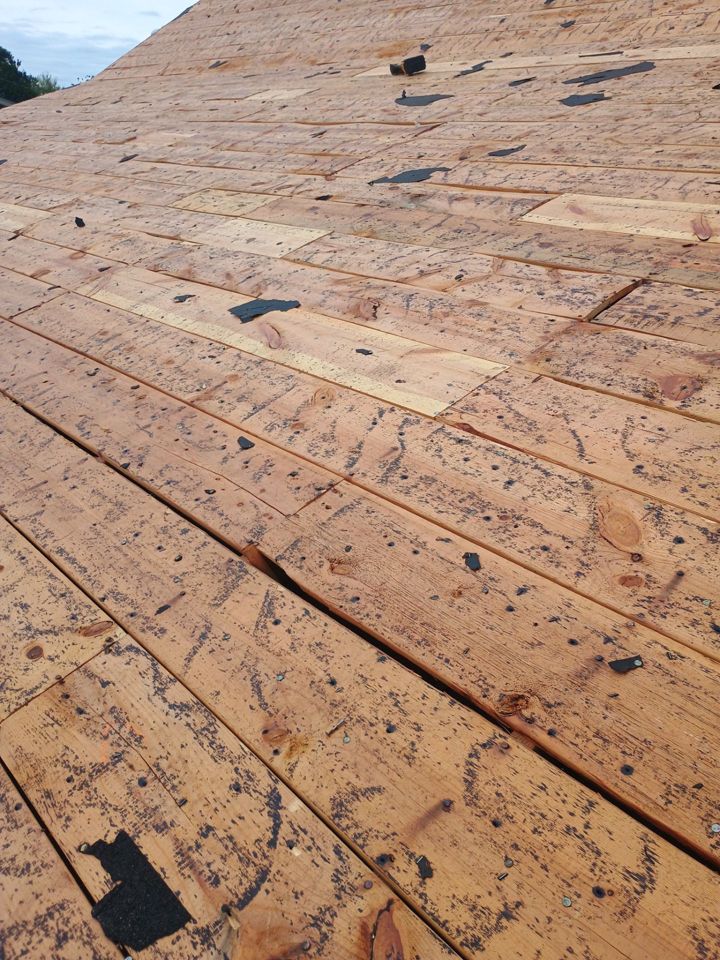 Residential Roof Replacement With Timberline HDZ Shingles in Davis by BANA Roofing and Solar Supply