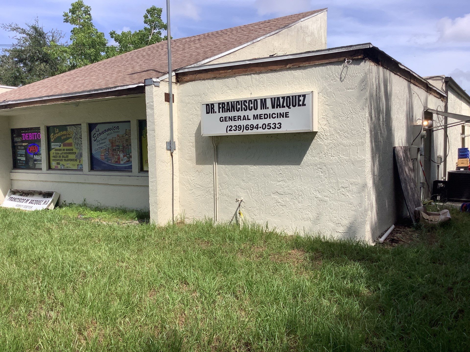 Replace the Fascia and New Downspouts Fort Myers FL by Gutter Professors