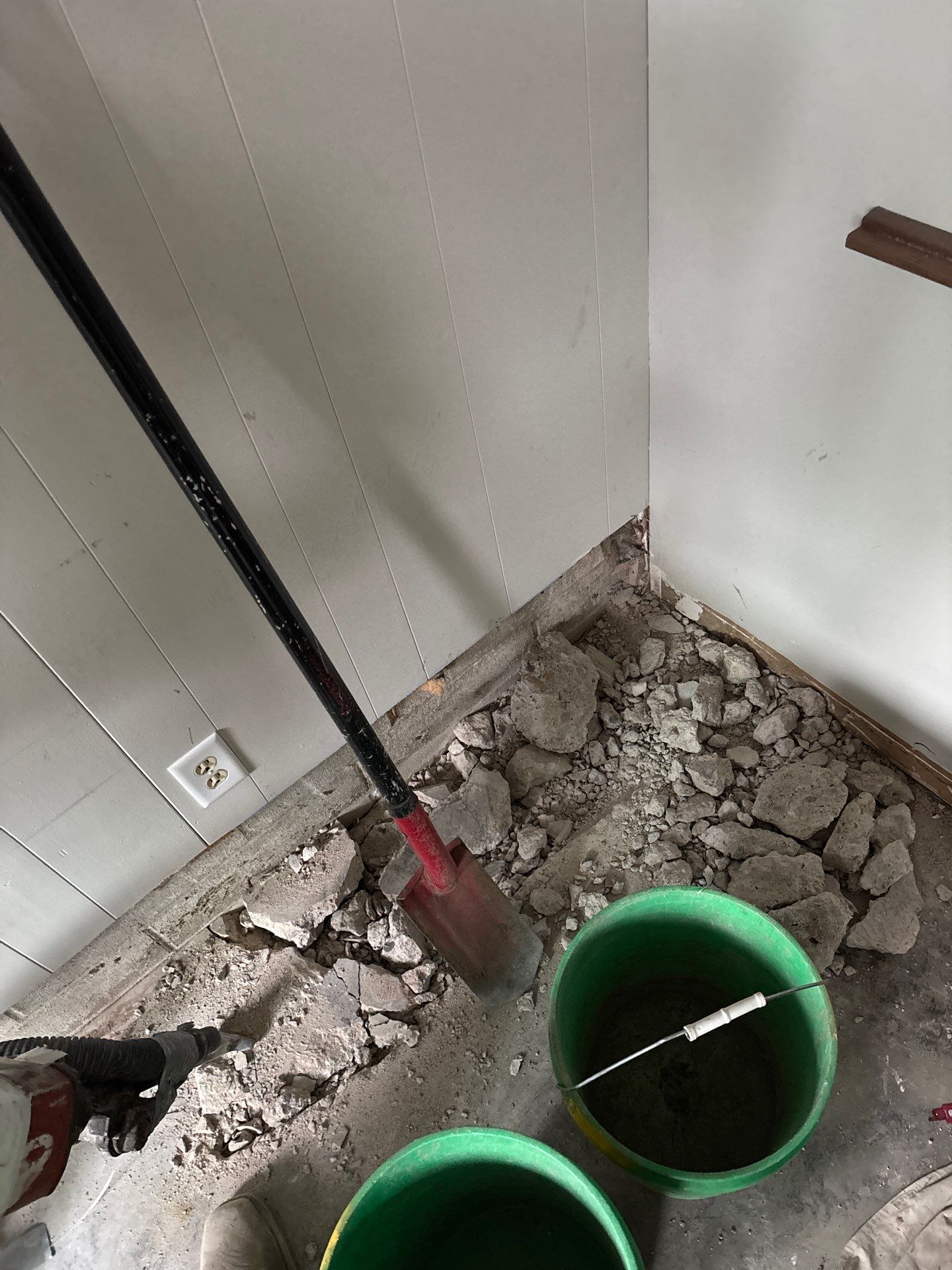 Drain tile and sump pump for George by Waterproofing Northeast