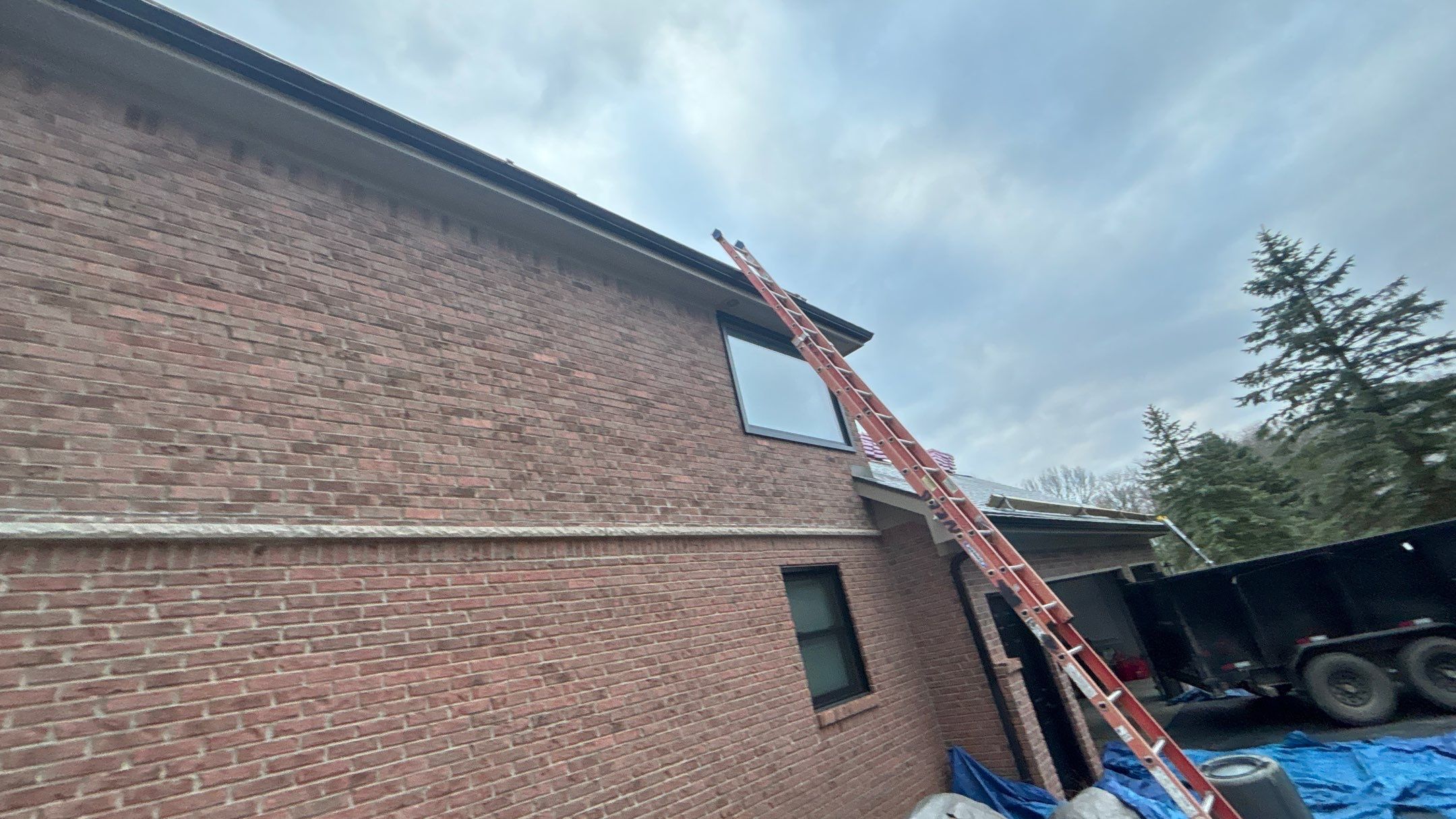 Roof Replacement using Owens Corning Onyx Black by 180 Contractors