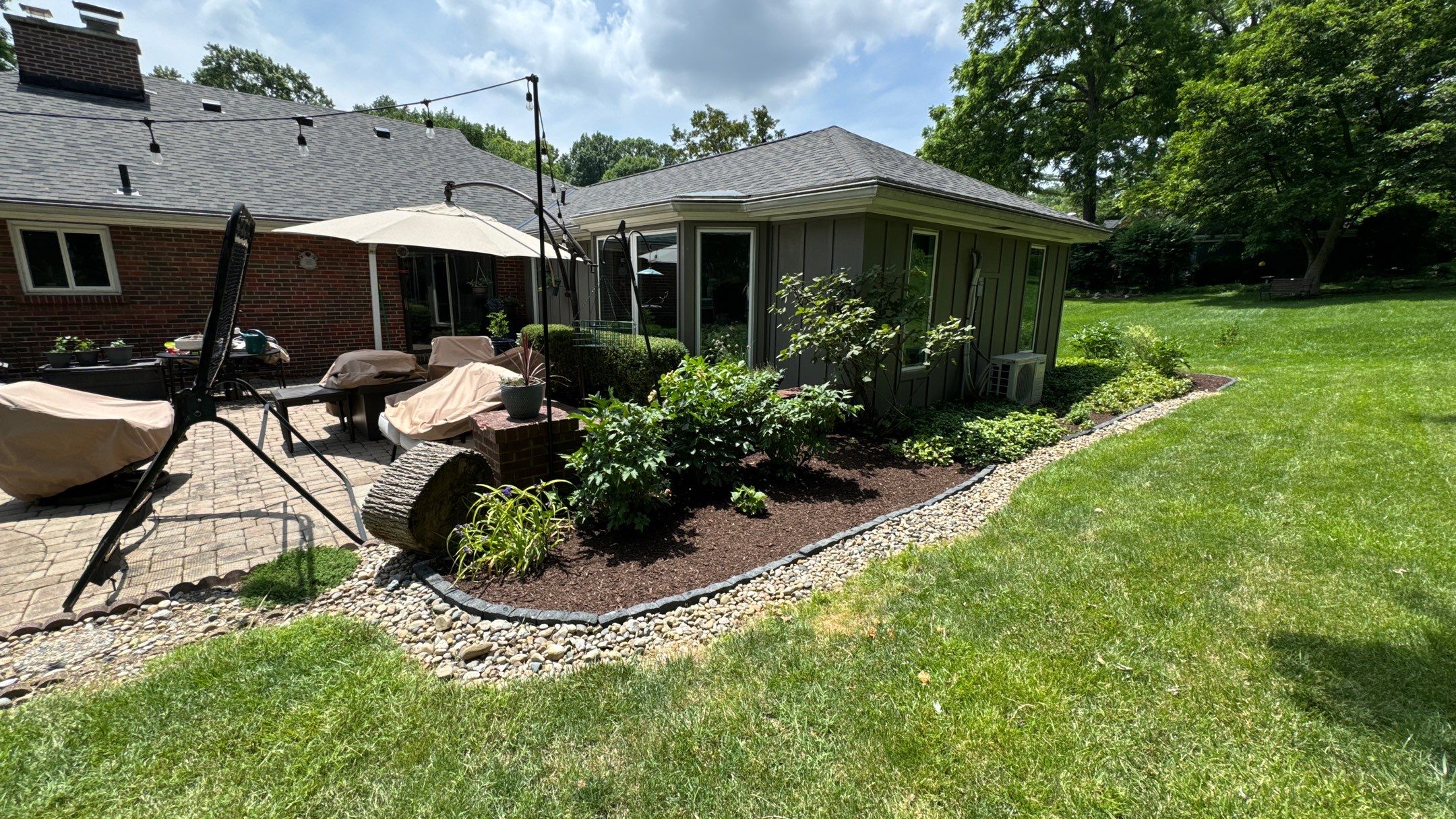 Clean Up, Edge, Prune & Mulch by Reisenberg’s Lawn & Landscape, LLC