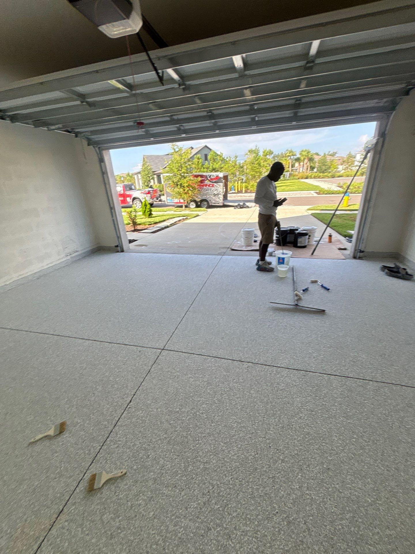 Flake Epoxy Garage Floor Coating System in Zephyrhills by Performance Floors & Coating