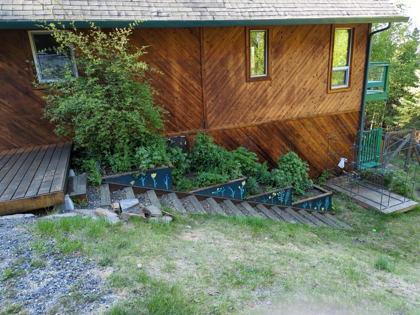 Wood Siding Restoration by Midnight Sun Painting
